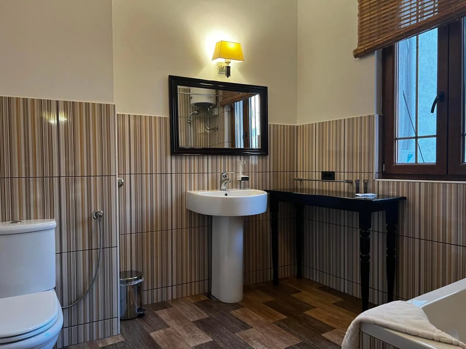 Toilet in MICHELE Hotel