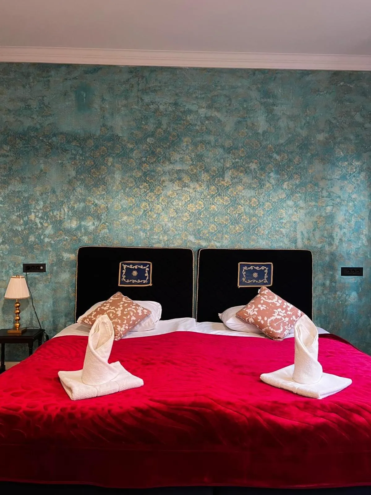 Bedroom, Bed in MICHELE Hotel