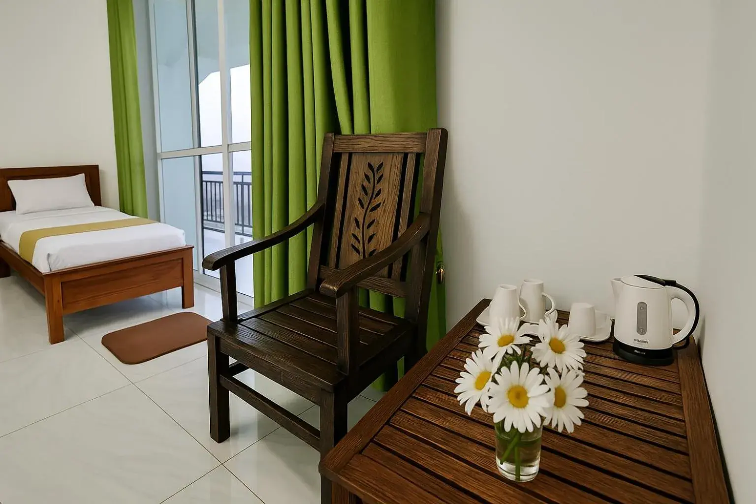 Triple Room with Balcony in White City Villa Triple Room with Balcony in White City Villa