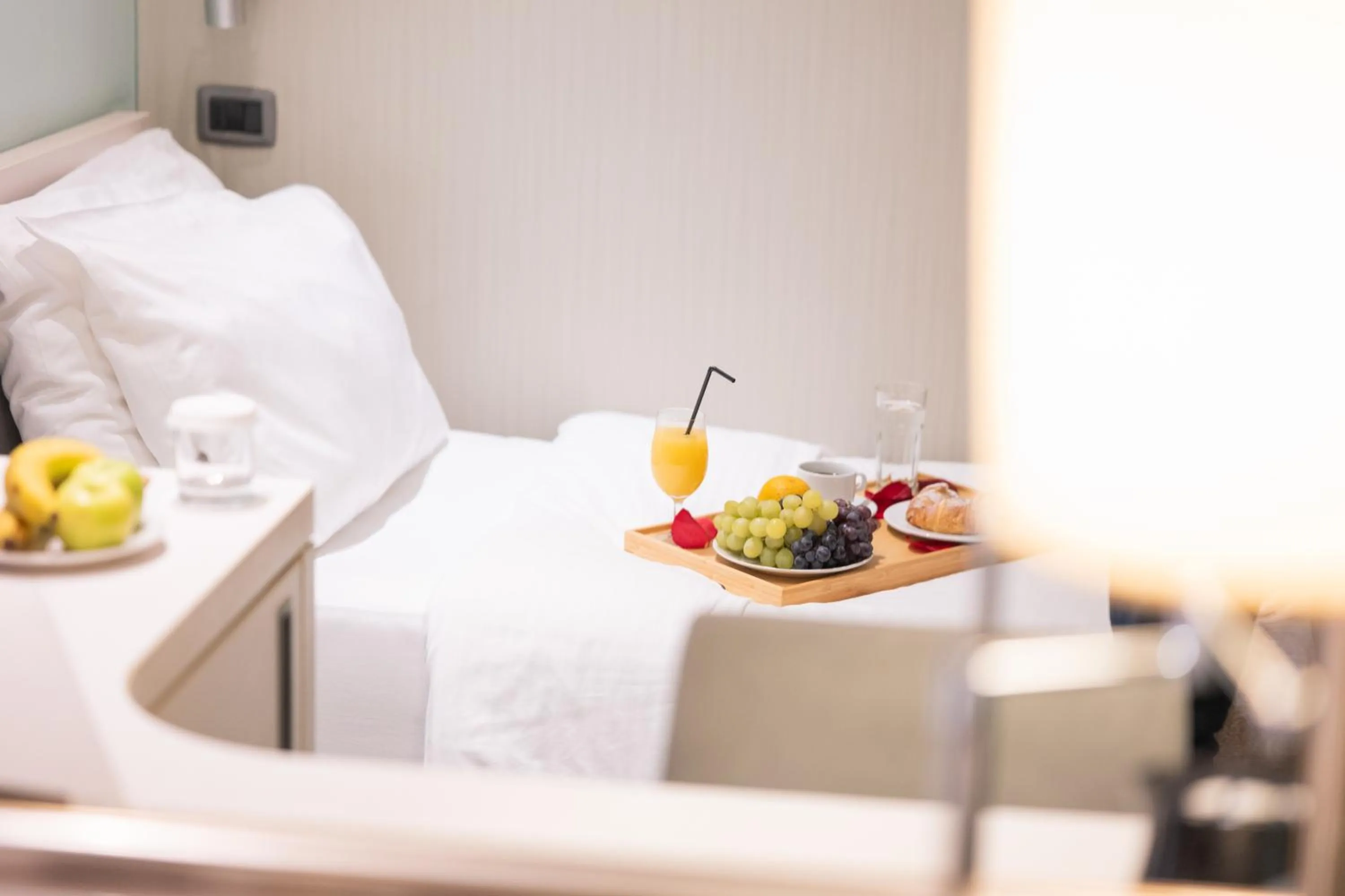 Food and drinks, Bed in Kopernikus Hotel Prag