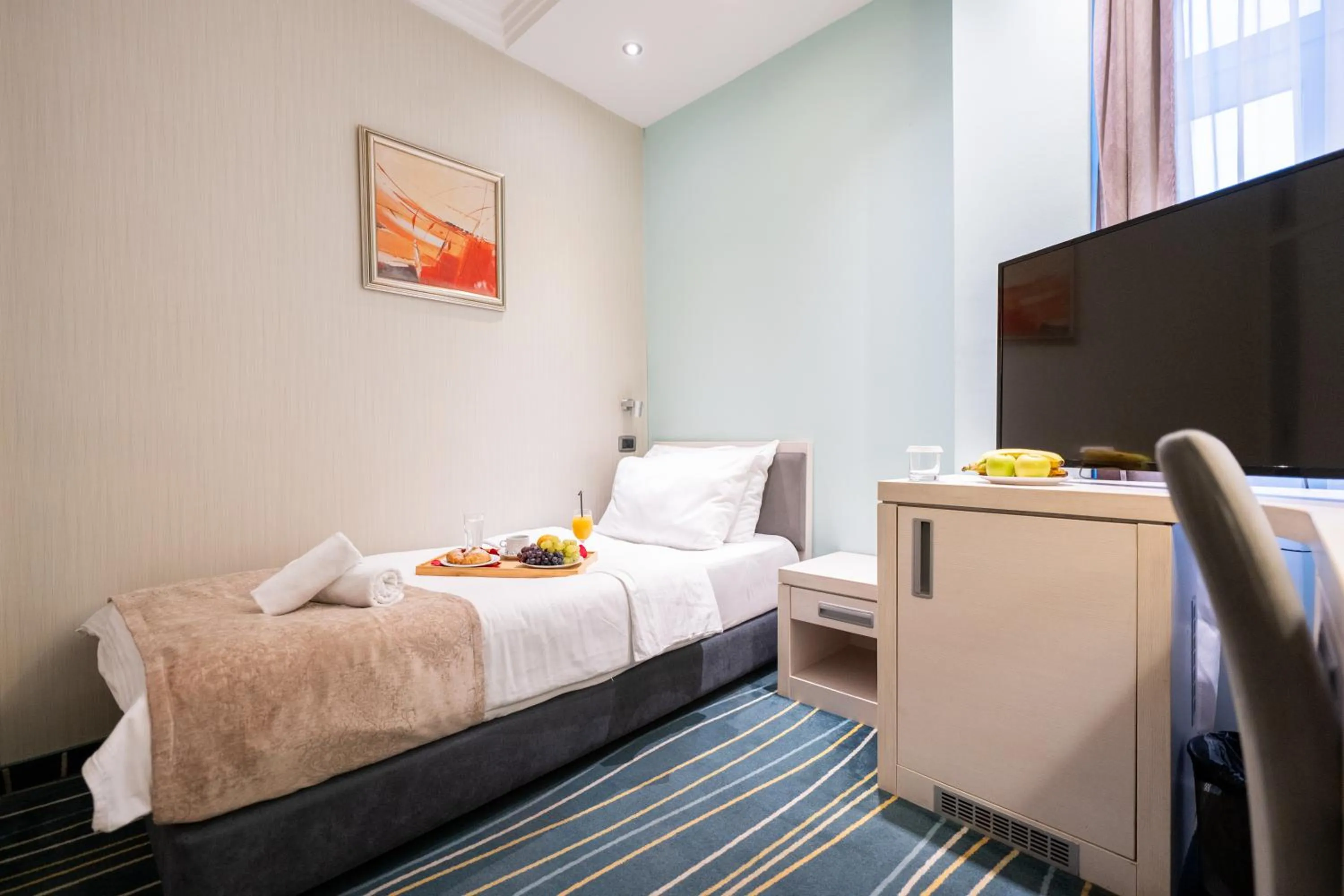 TV and multimedia, Bed in Kopernikus Hotel Prag