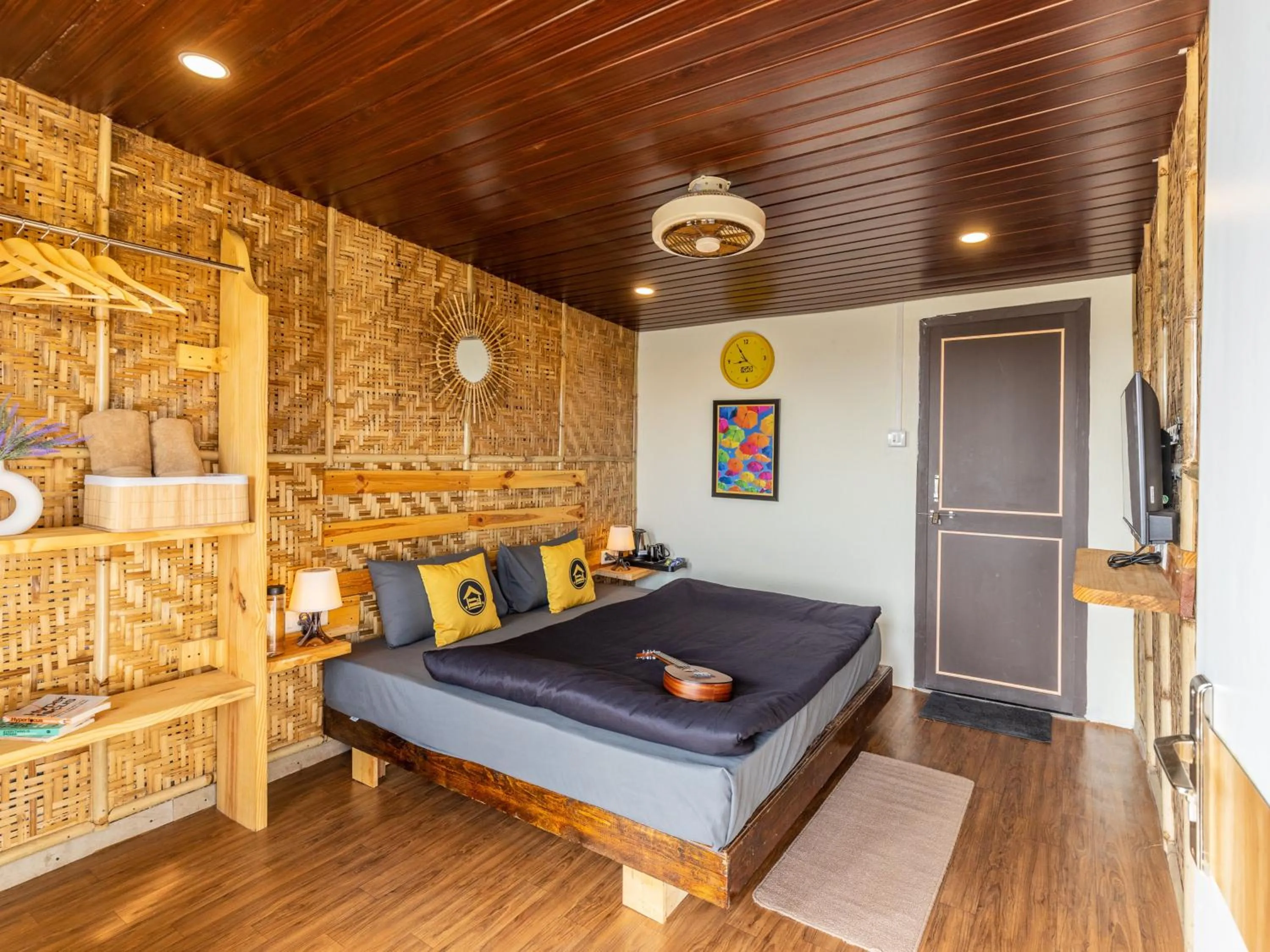 Bed in The Hosteller Bhandardara