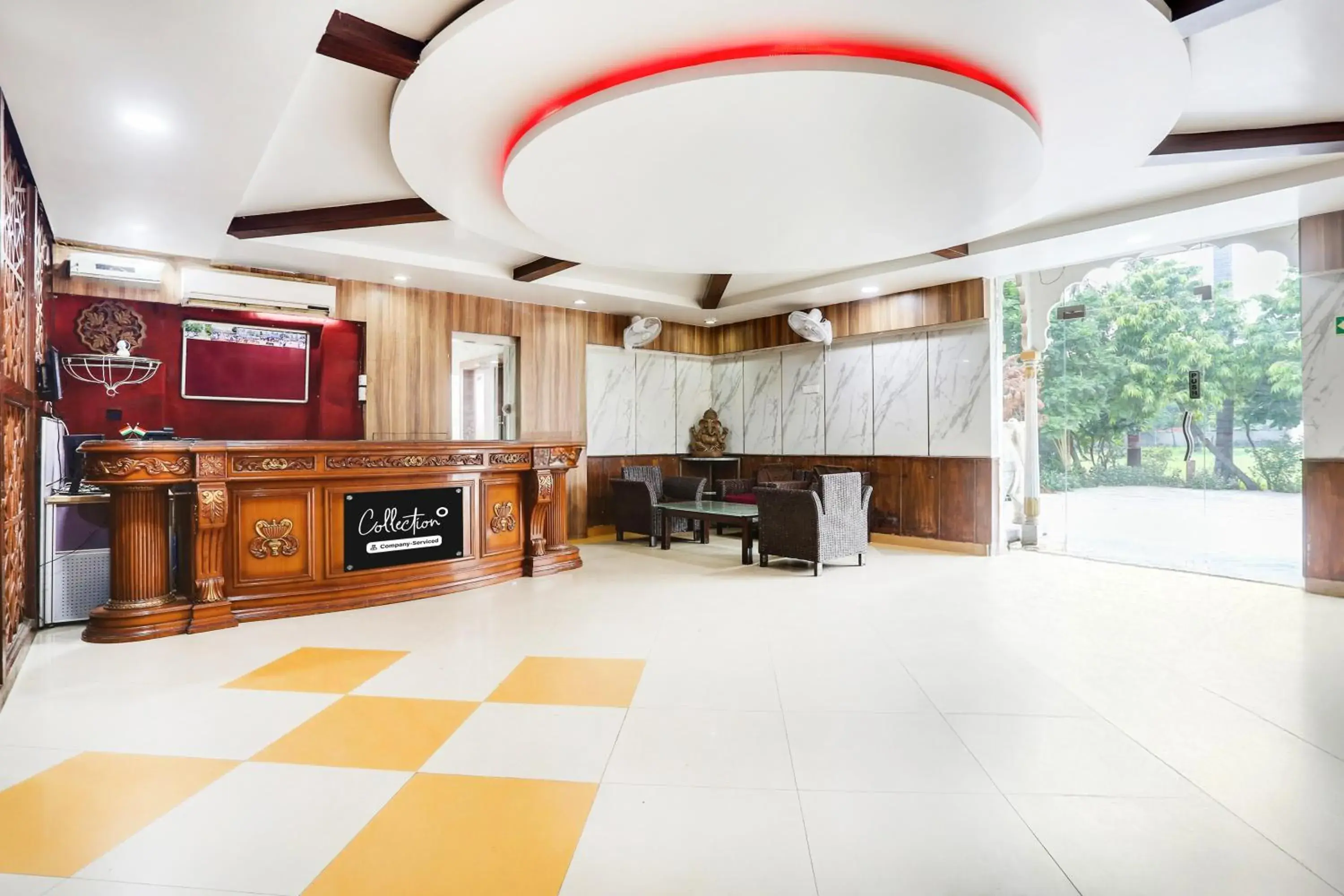 Lobby or reception in Super Collection O Bhiwadi Lobby or reception in Super Collection O Bhiwadi
