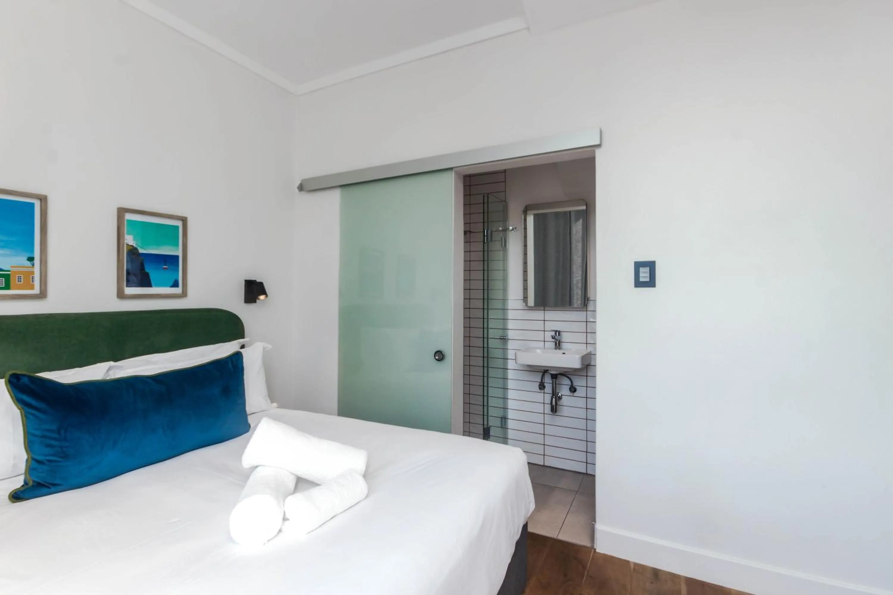 Bedroom, Bed in The Barracks Apartments