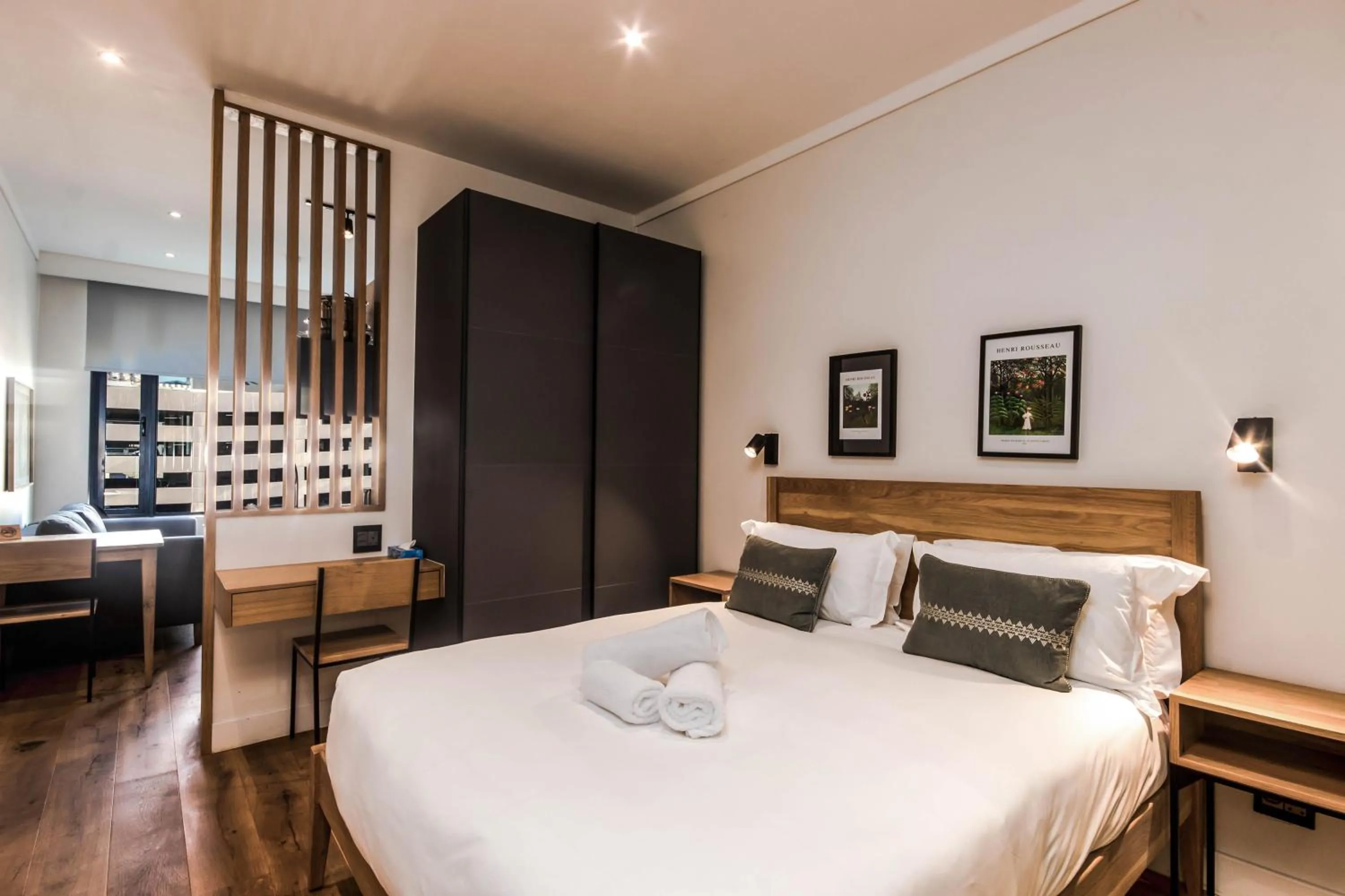 Bedroom, Bed in The Barracks Apartments