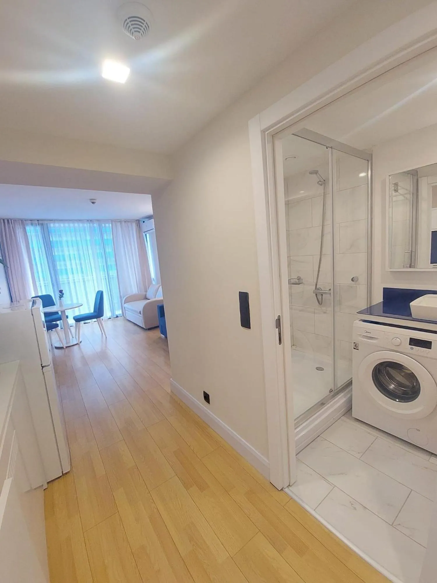 Shower in Orbi City A - C - D