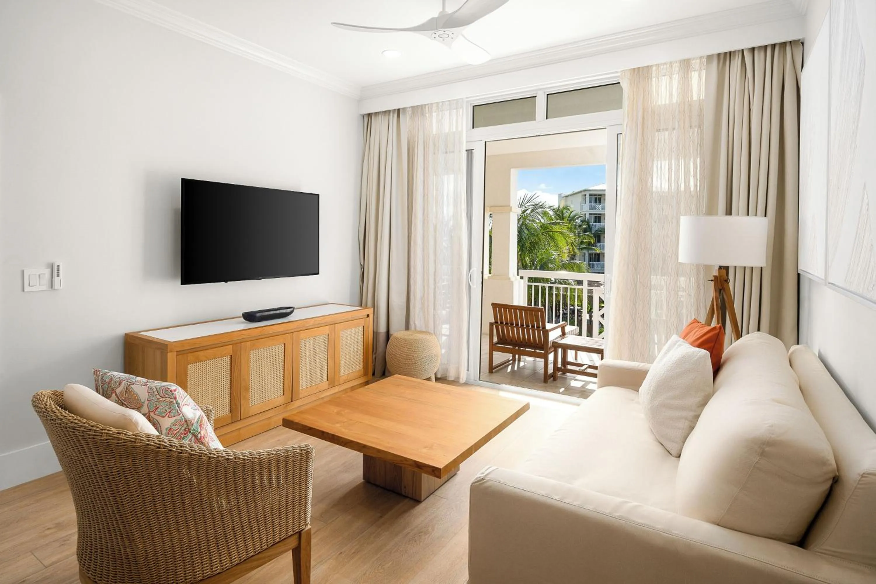 Living room in Alexandra Resort - All-Inclusive