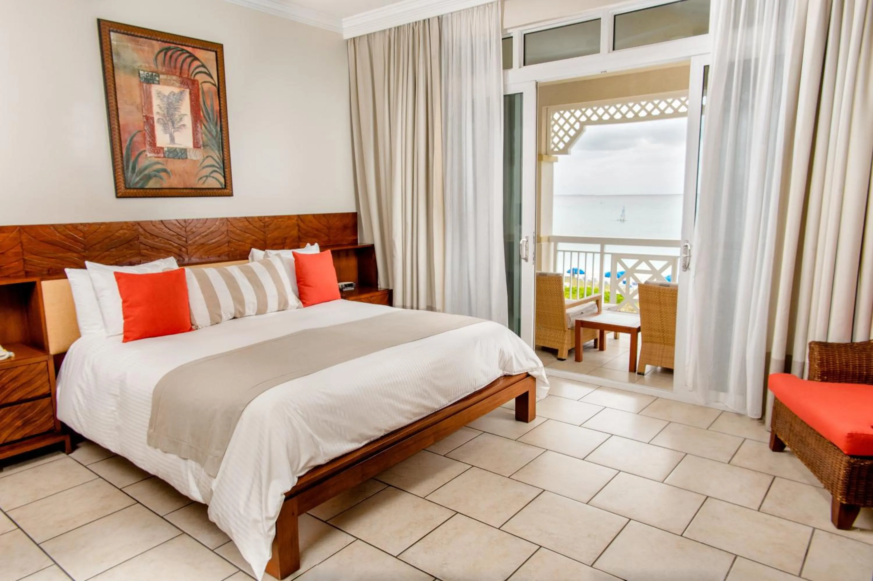 Bed in Alexandra Resort - All-Inclusive