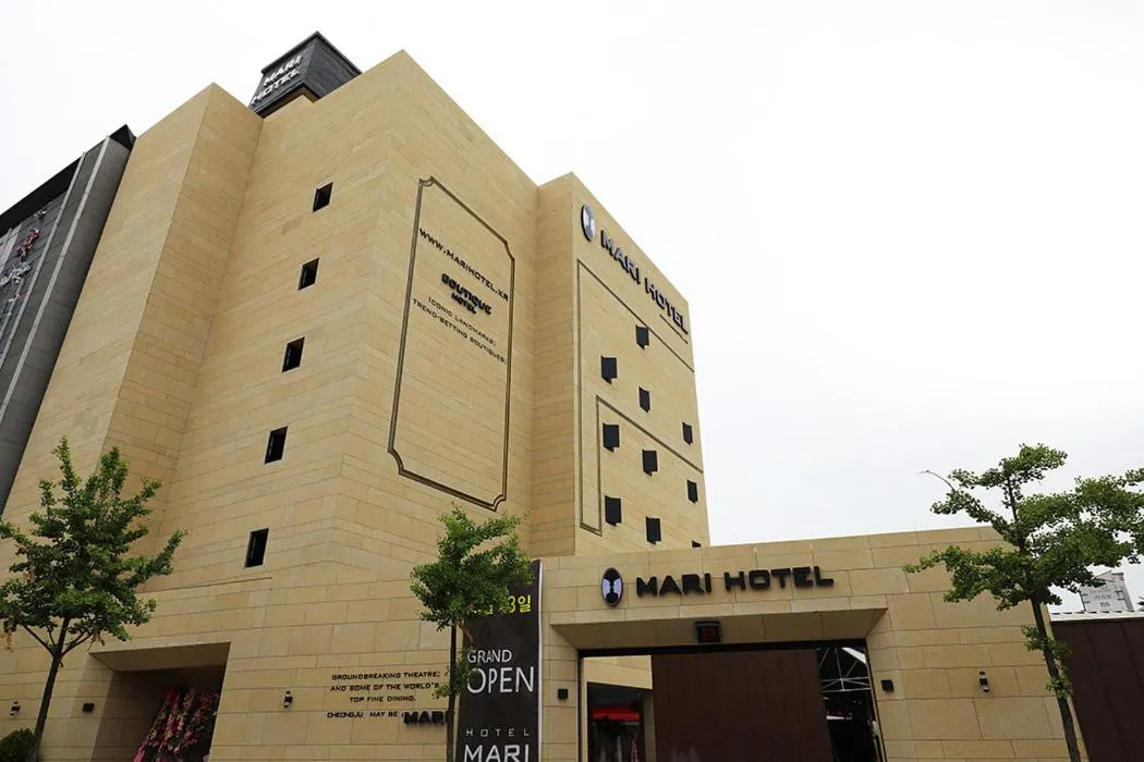 Mari Hotel