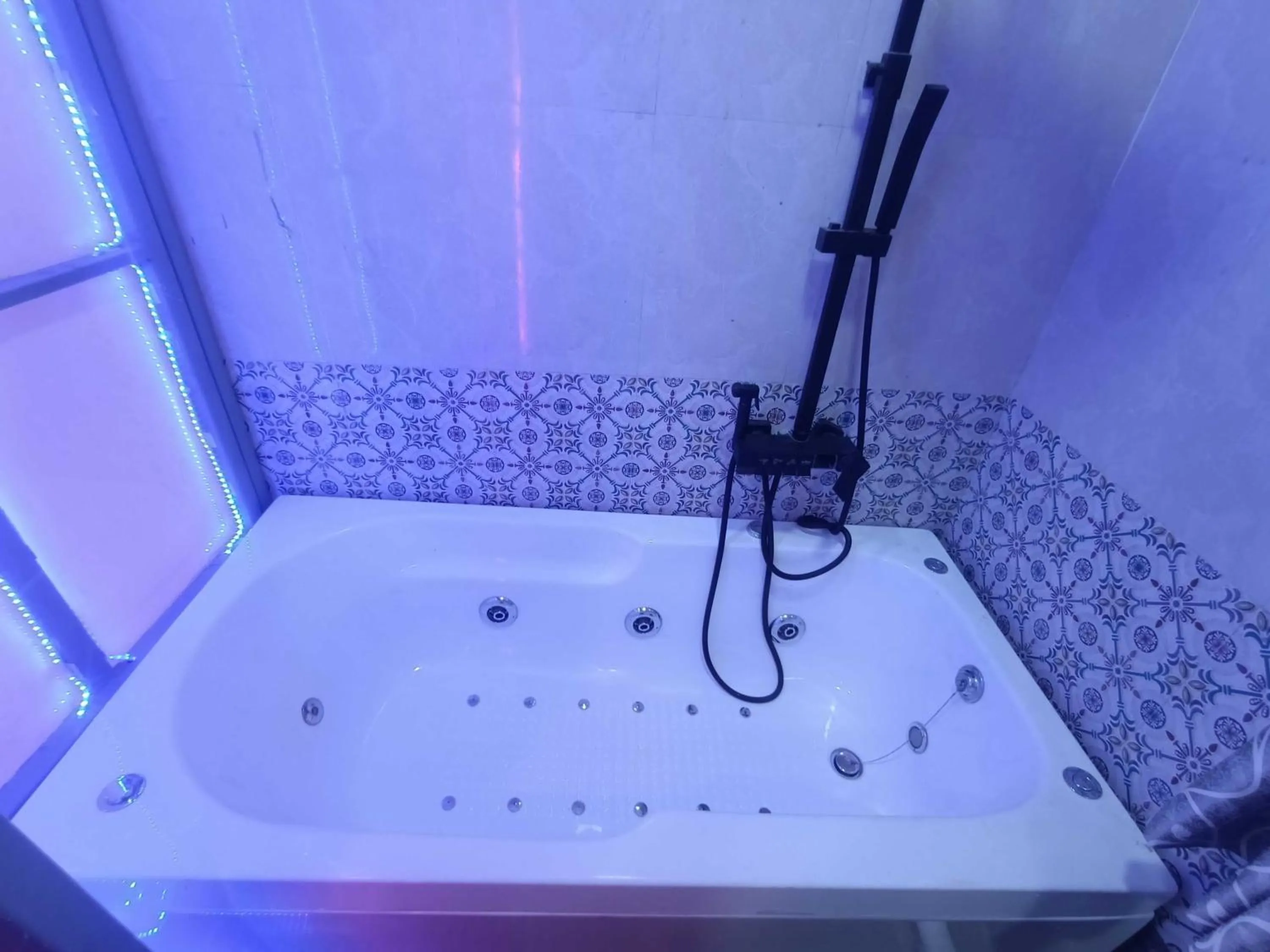 Bathroom in Hotel O Good Day Guest House