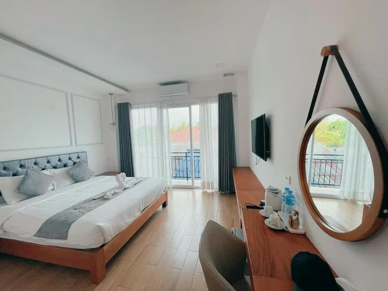 Bed in VangVieng Crystal Boutique Hotel