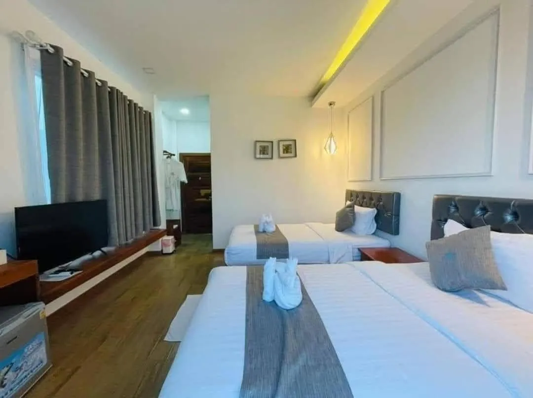 Bed in VangVieng Crystal Boutique Hotel