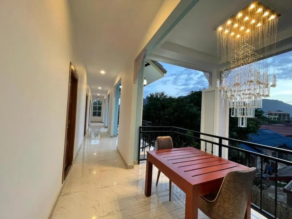 VangVieng Crystal Boutique Hotel