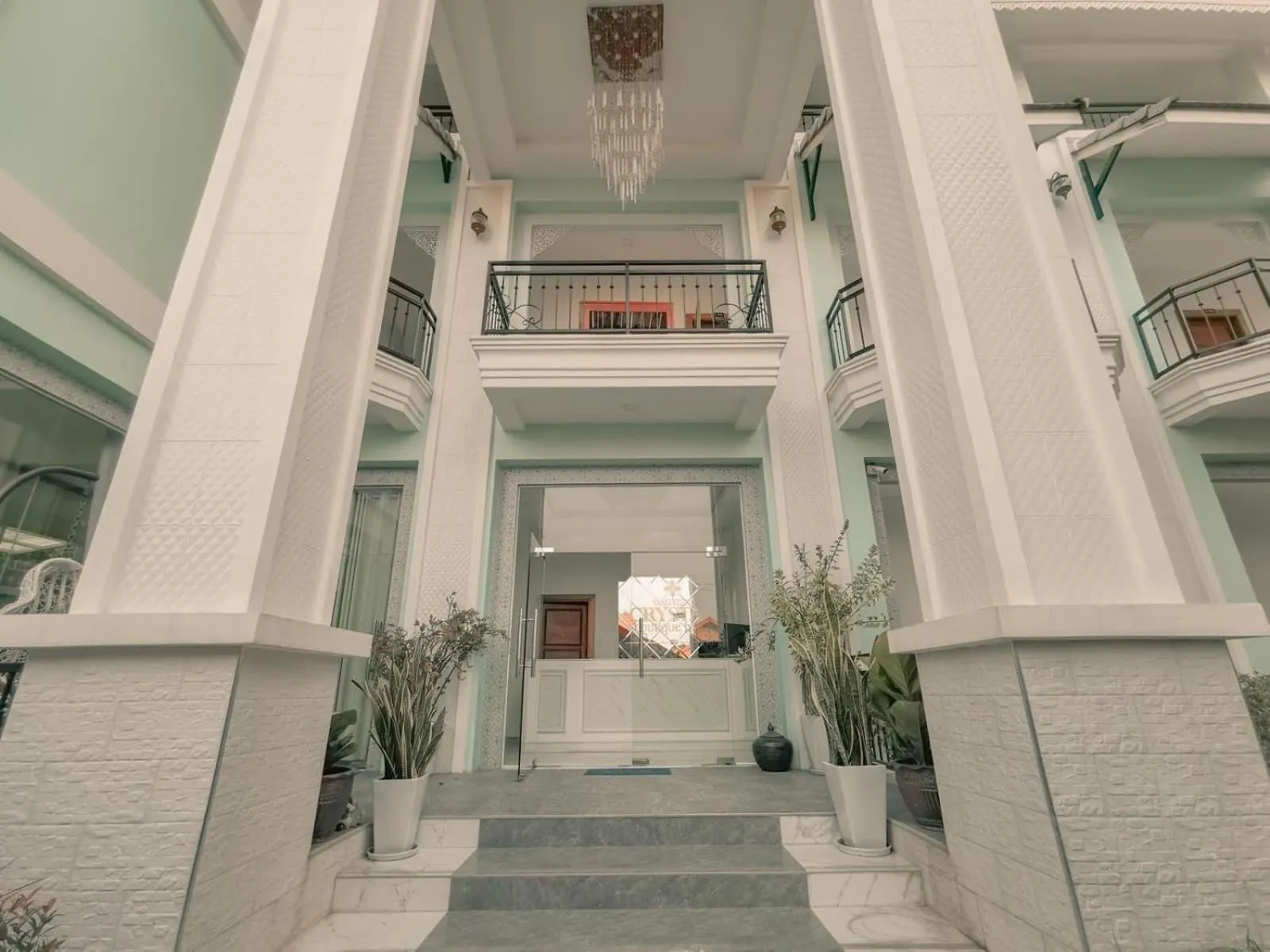 VangVieng Crystal Boutique Hotel