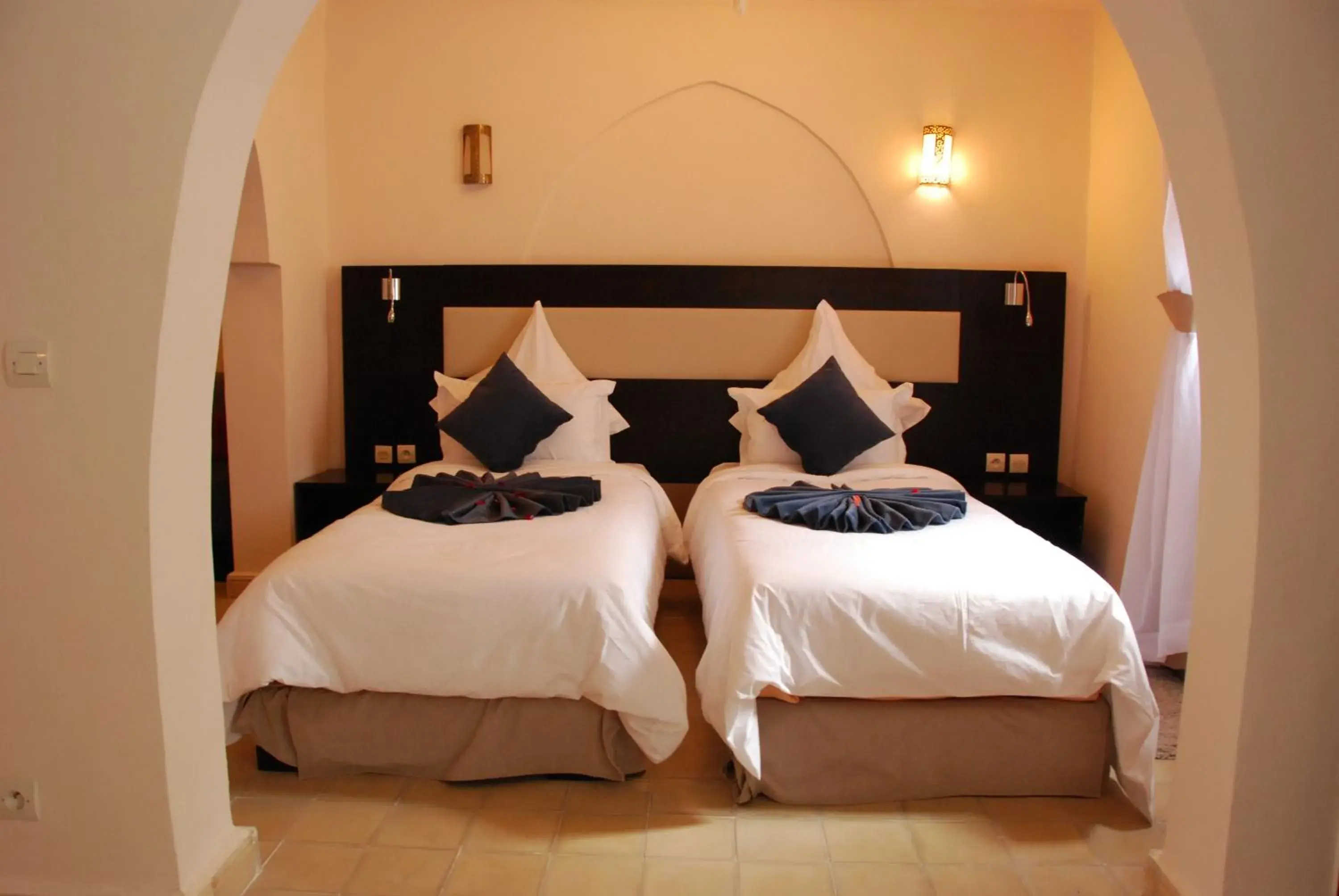 Budget Twin Room in Riad Al Madina Budget Twin Room in Riad Al Madina