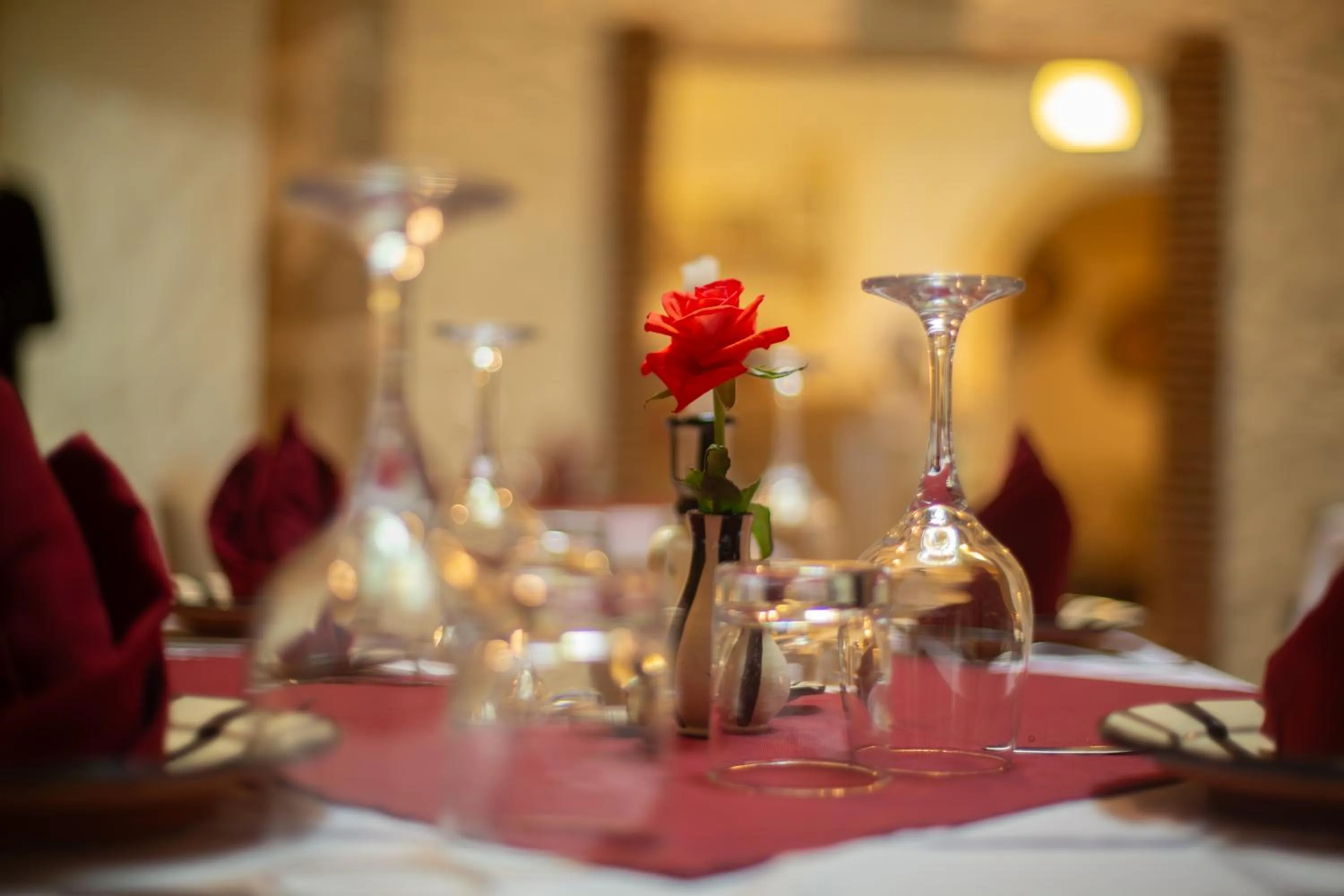 Restaurant/places to eat in Riad Al Madina