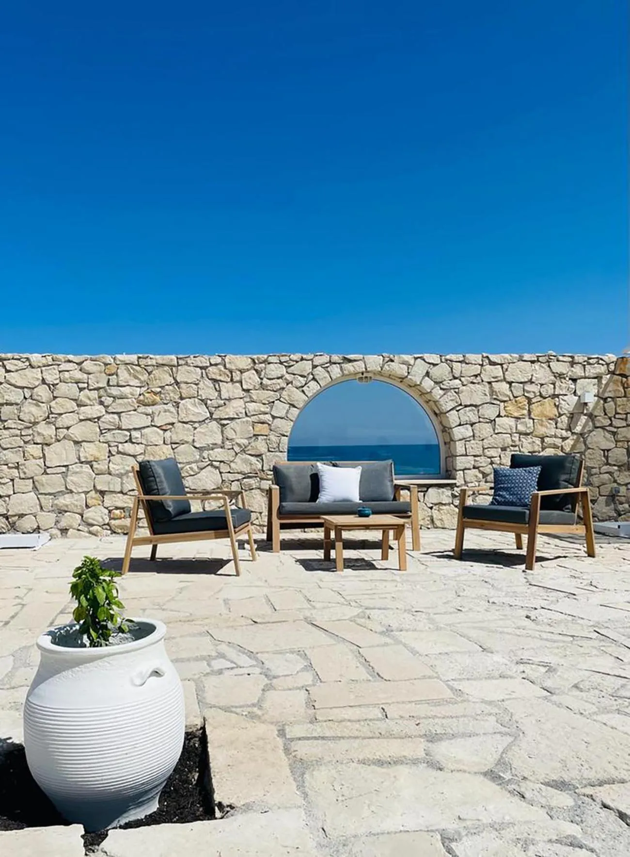 Patio in Lassion Hotel