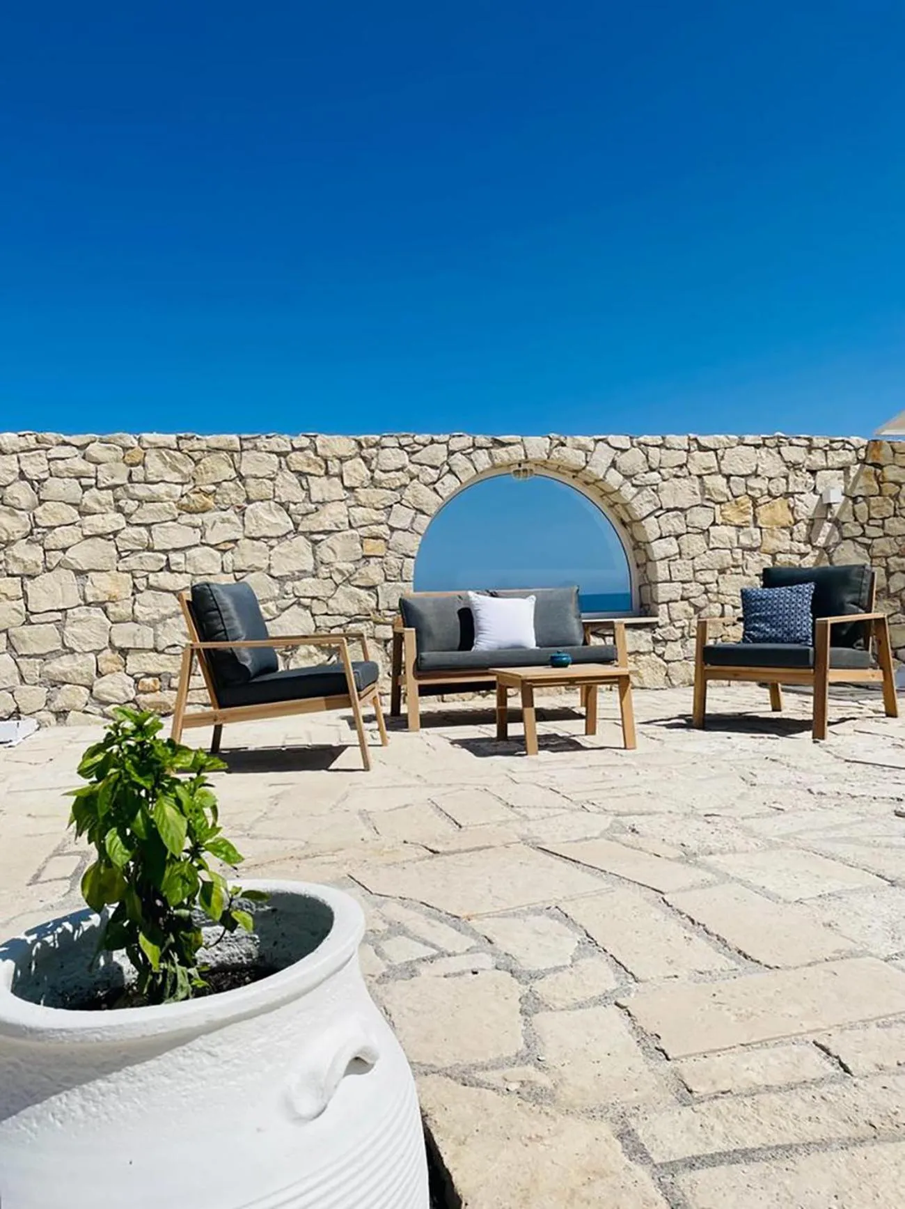 Swimming pool in Lassion Hotel