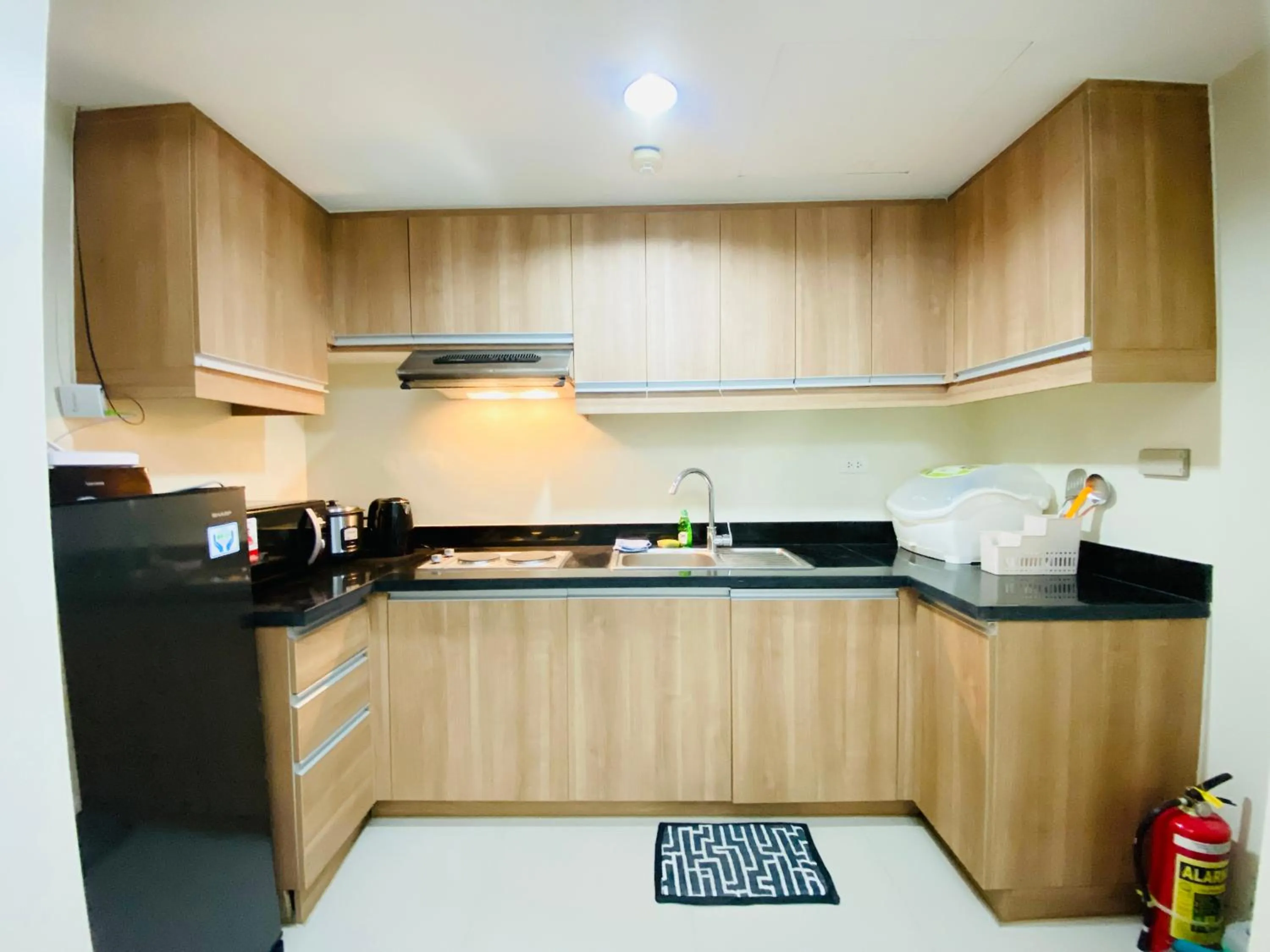 Cebu One Pavillion Place by P&J