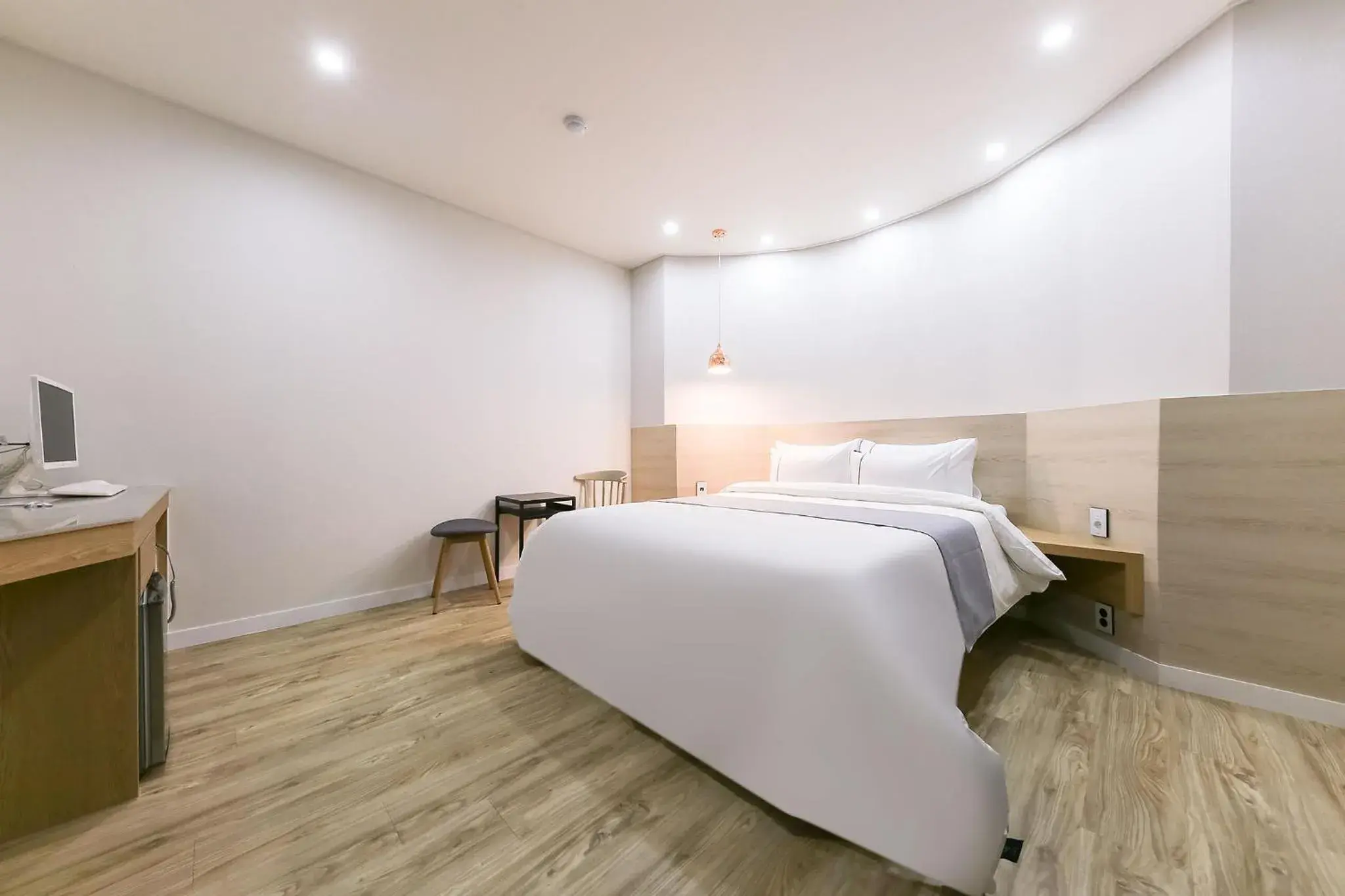Standard Double Room in Daejeon Yuseong Hotel Dret Standard Double Room in Daejeon Yuseong Hotel Dret