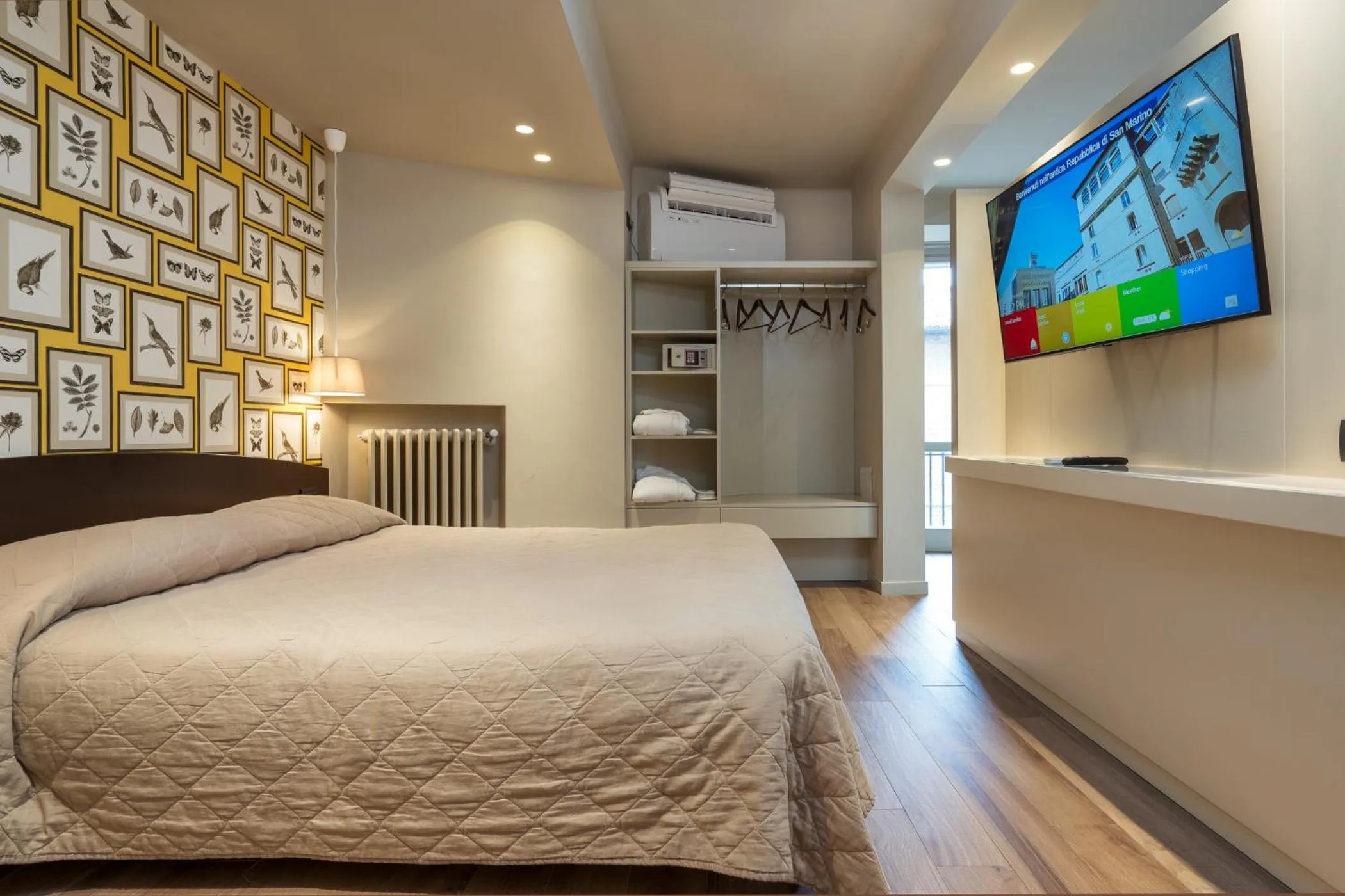 Bedroom, Bed in Hotel Titano