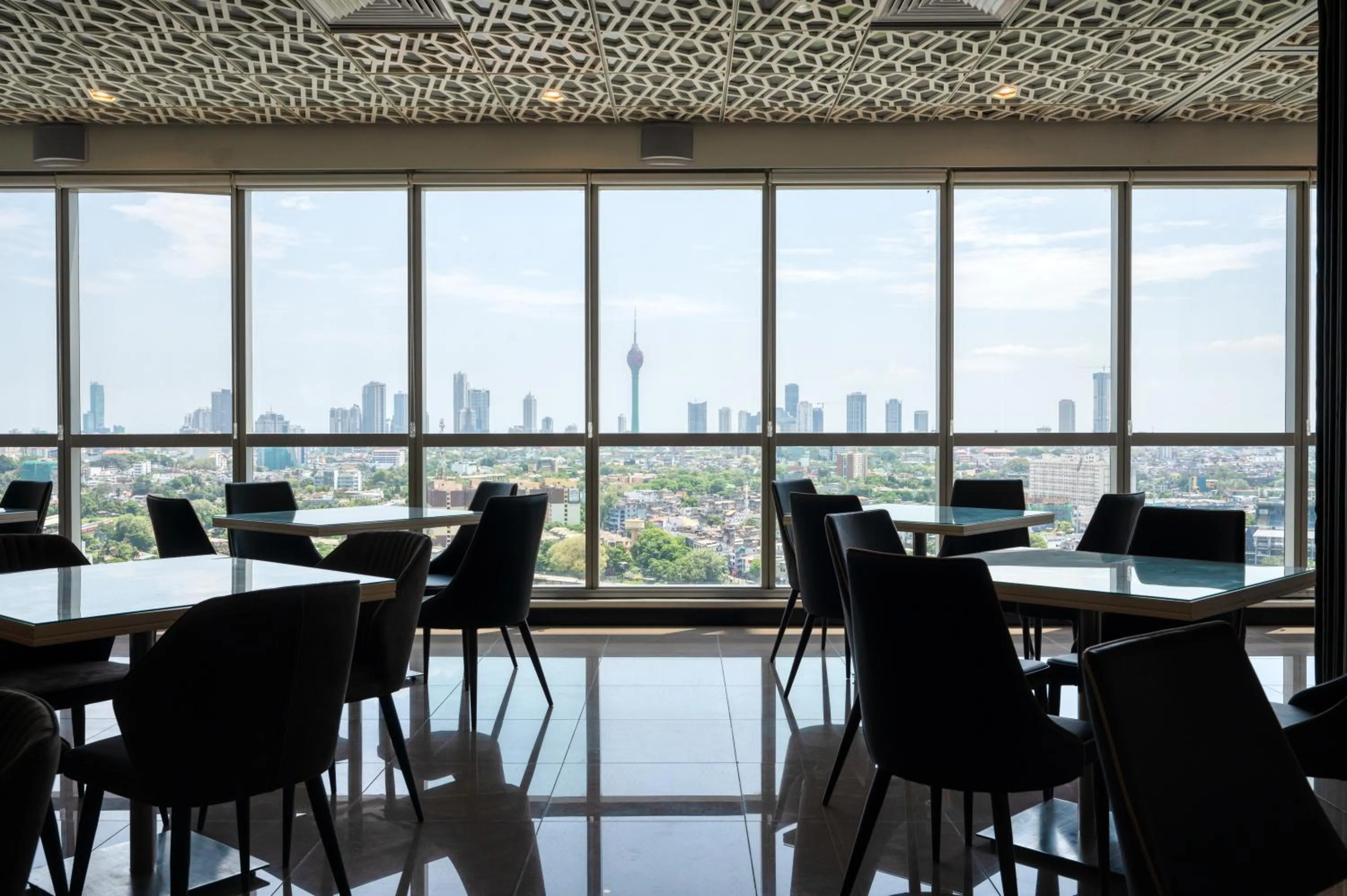 Restaurant/places to eat in Hatch House for Digital Nomads