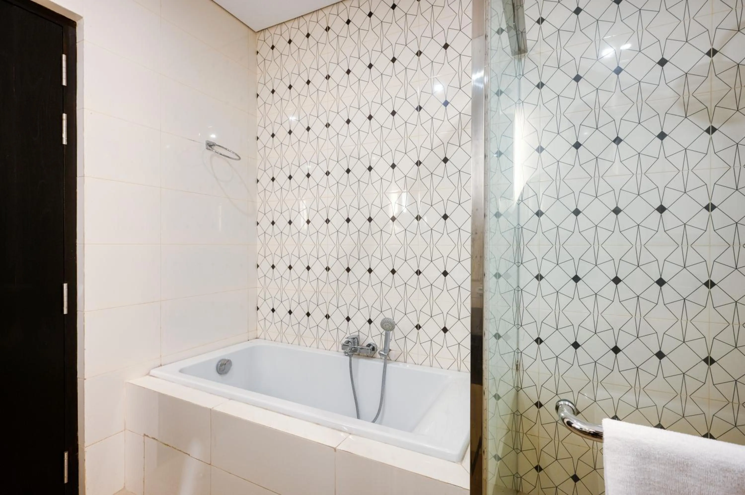 Bathroom in Hatch House for Digital Nomads