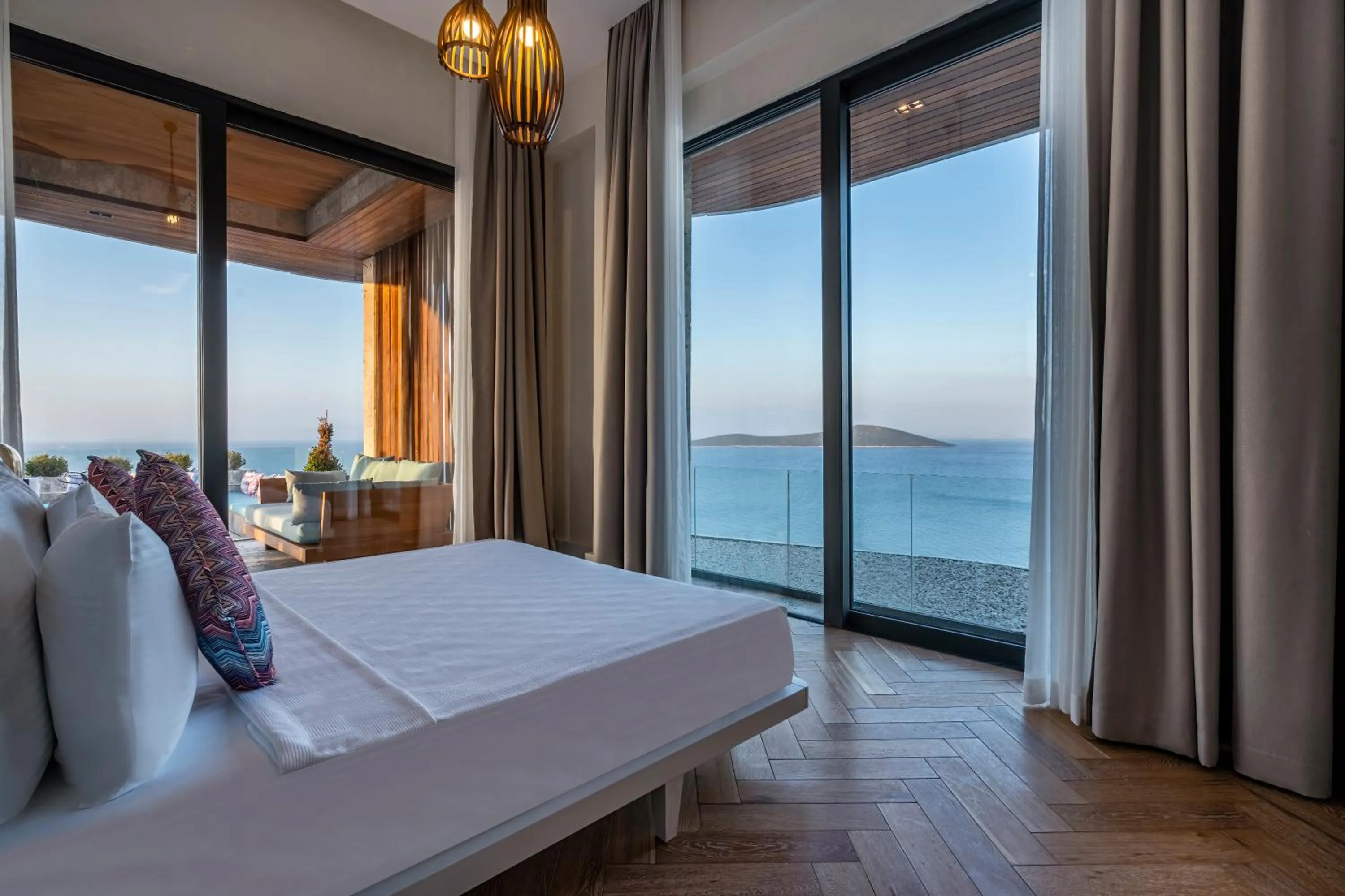 Balcony/Terrace, Bed in Swissôtel Living Bodrum