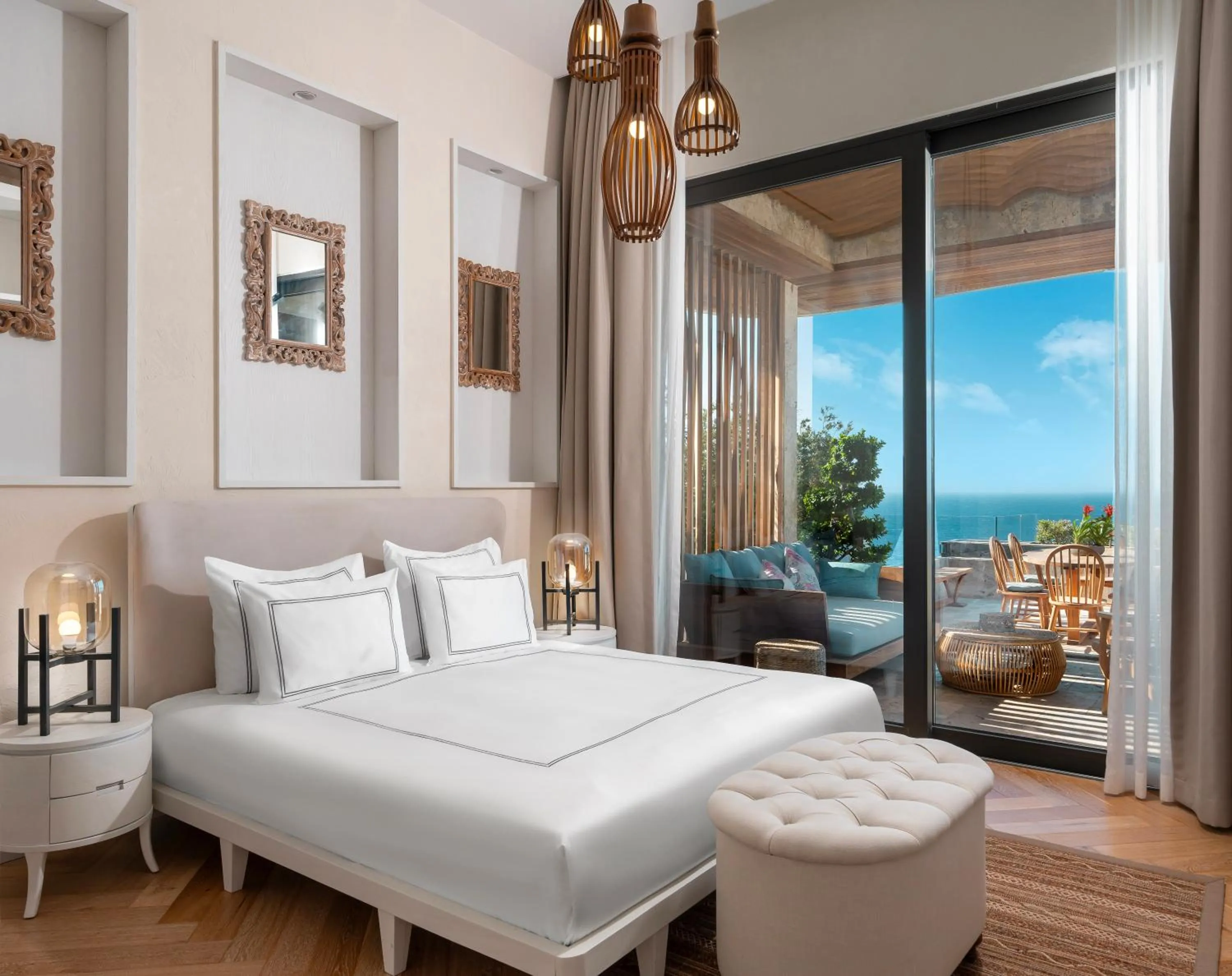 Bedroom, Bed in Swissôtel Living Bodrum