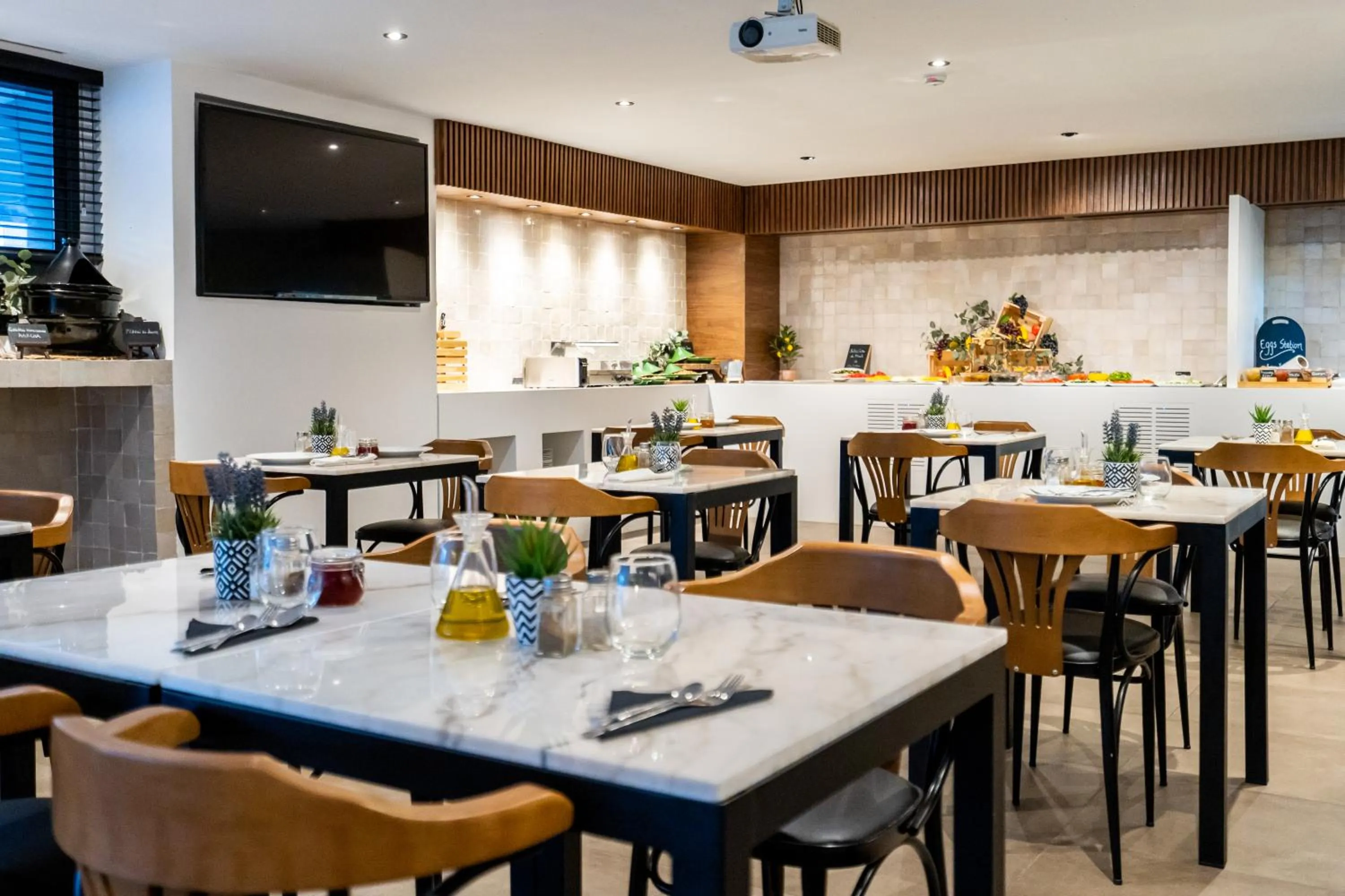 Breakfast in JM Suites Hotel Eco-Friendly Casablanca