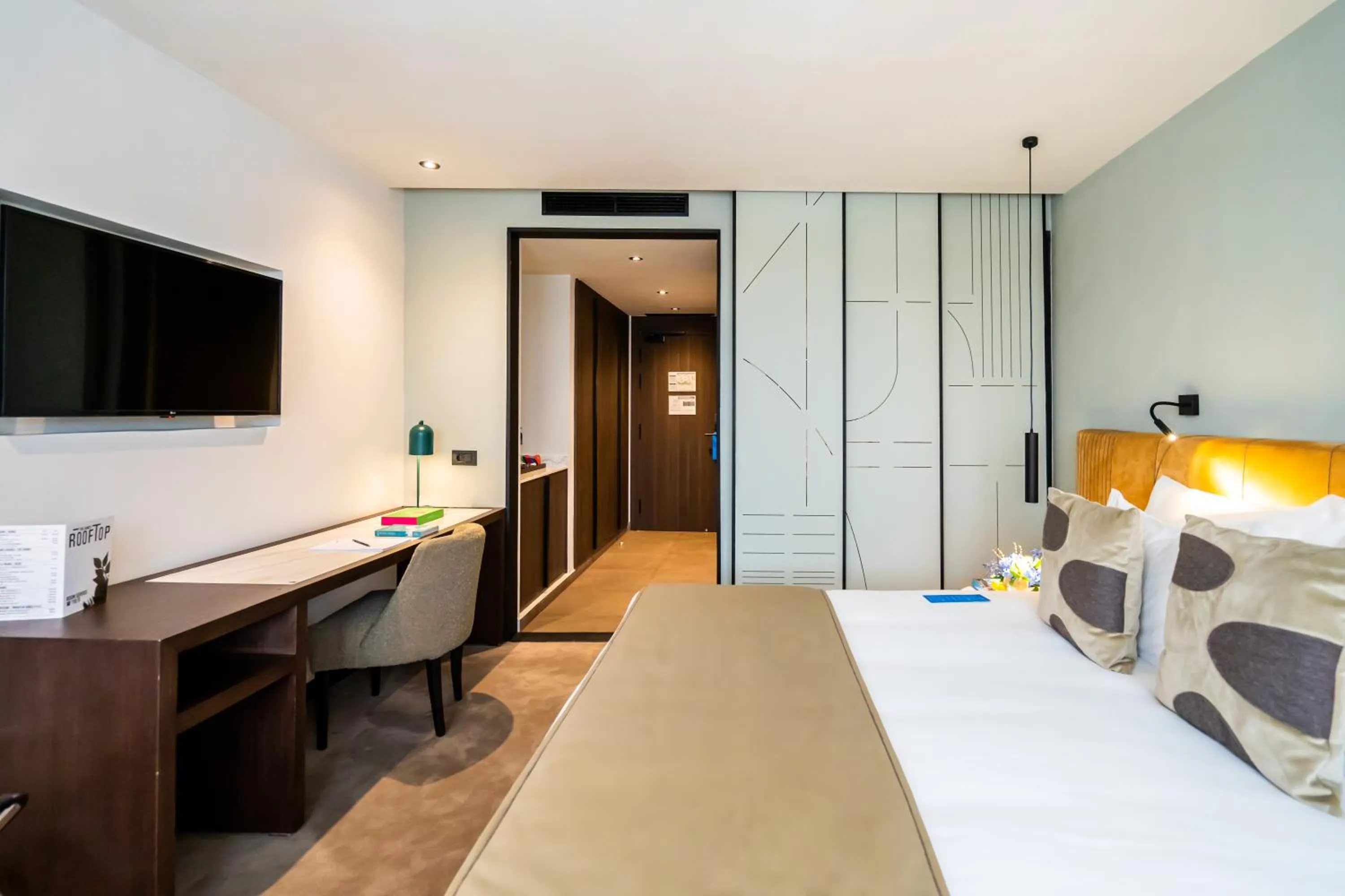 Bed in JM Suites Hotel Eco-Friendly Casablanca