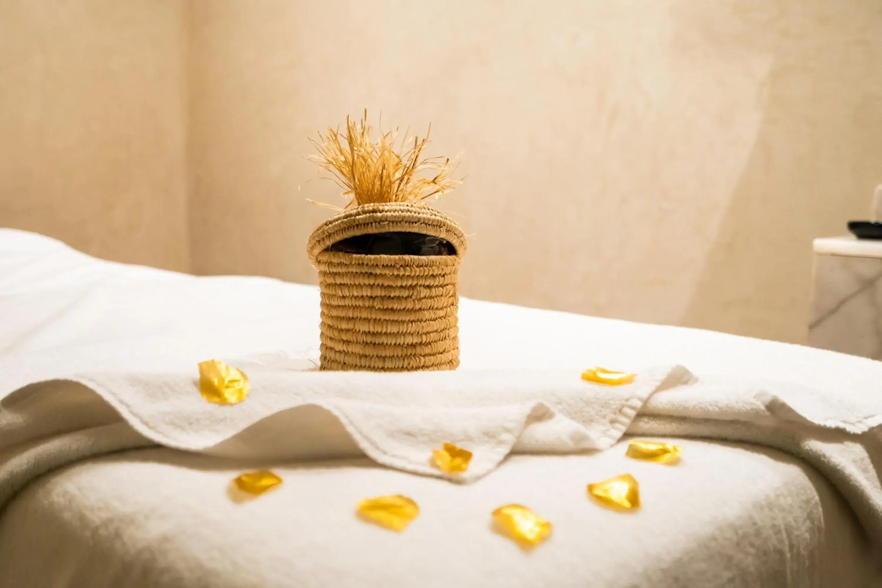 Spa and wellness centre/facilities, Bed in JM Suites Hotel Eco-Friendly Casablanca Spa and wellness centre/facilities, Bed in JM Suites Hotel Eco-Friendly Casablanca