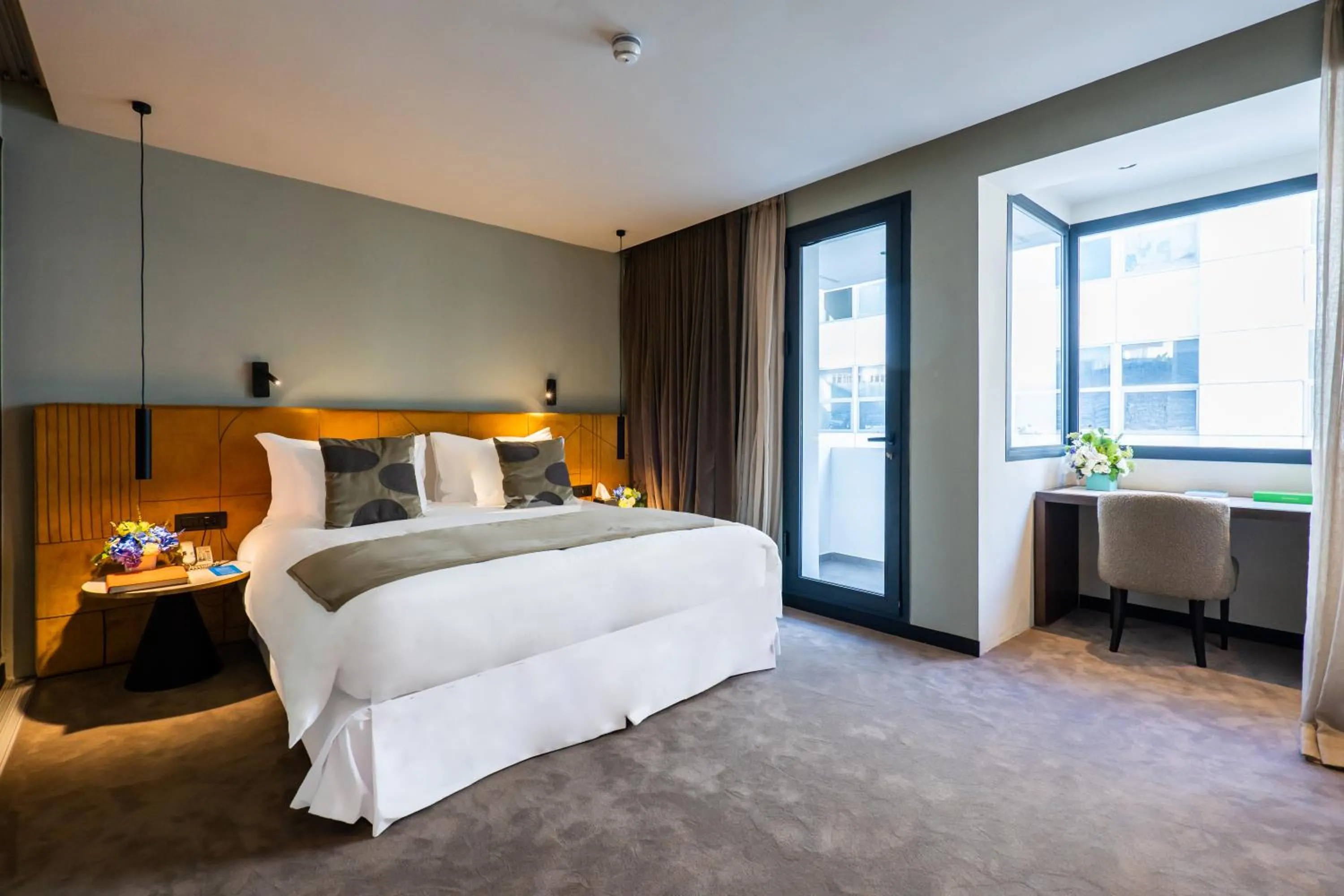 Balcony/Terrace, Bed in JM Suites Hotel Eco-Friendly Casablanca