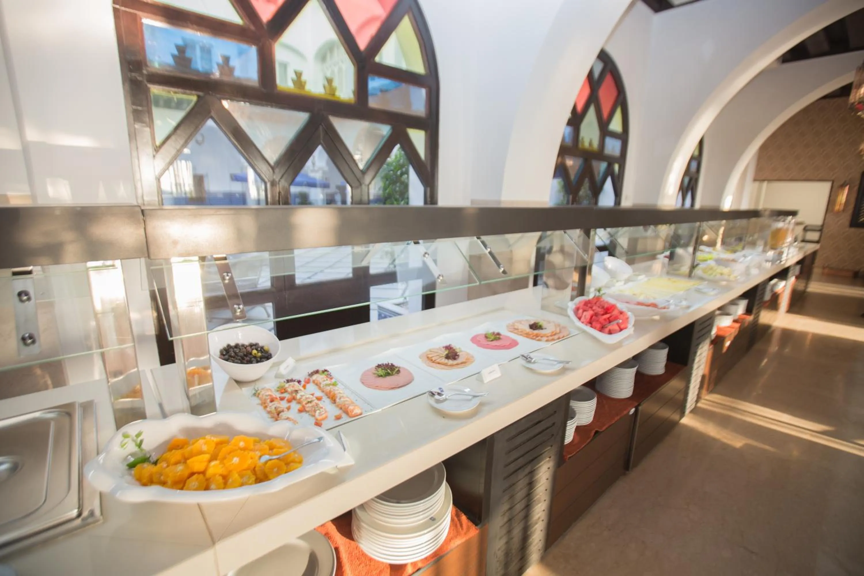 Restaurant/places to eat in El Minzah Hotel