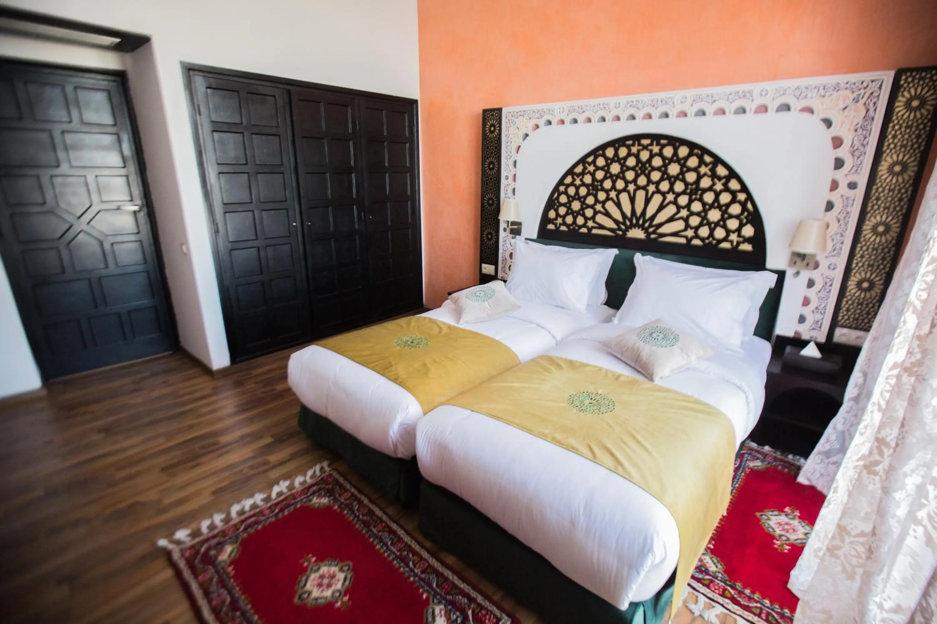 Photo of the whole room, Bed in El Minzah Hotel