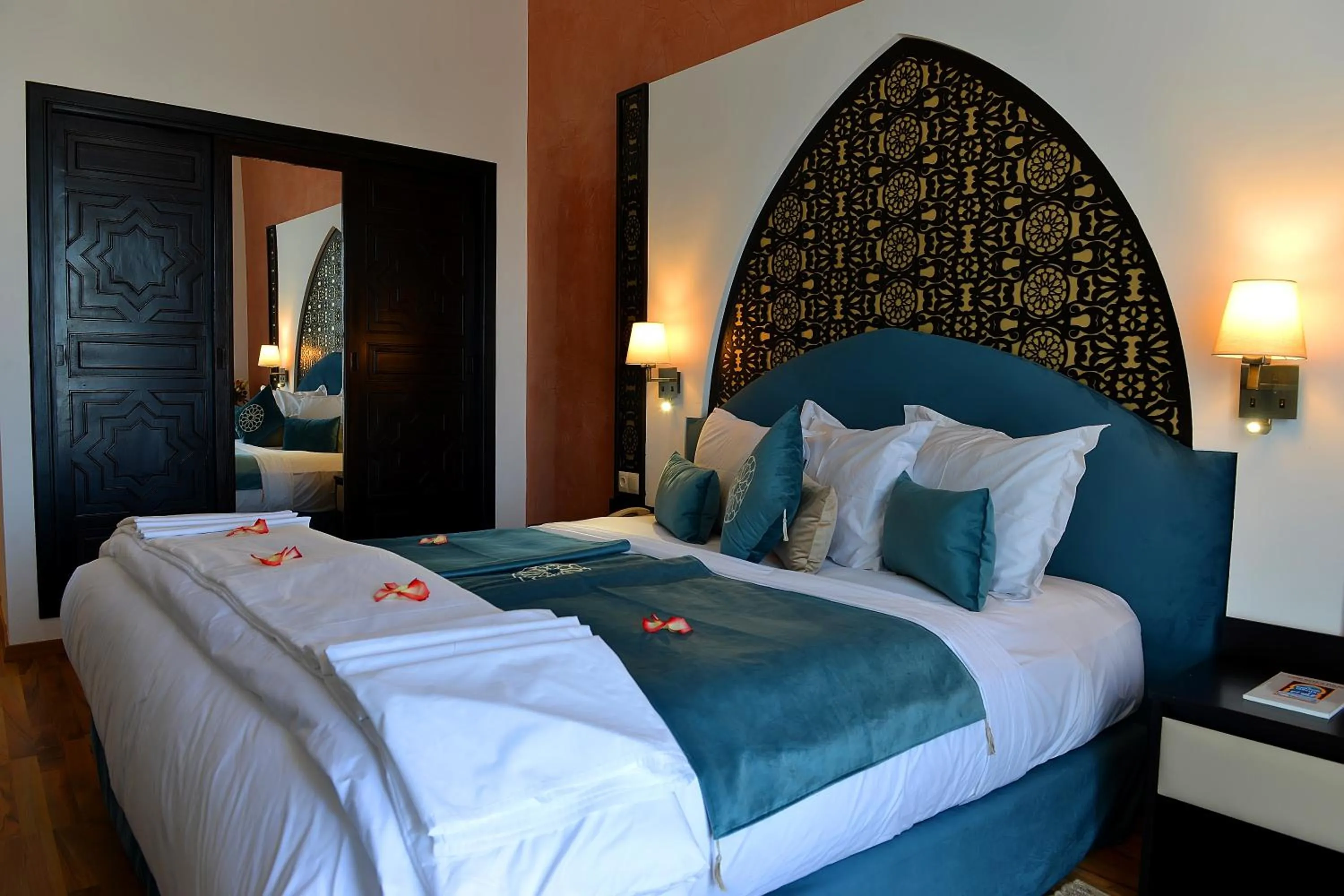 Bed in El Minzah Hotel