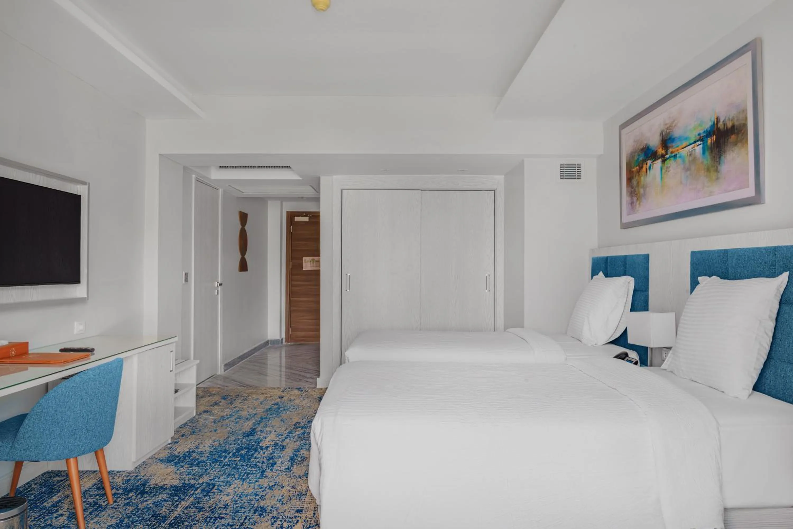 Communal lounge/ TV room, Bed in Helnan Hotel - Port Fouad