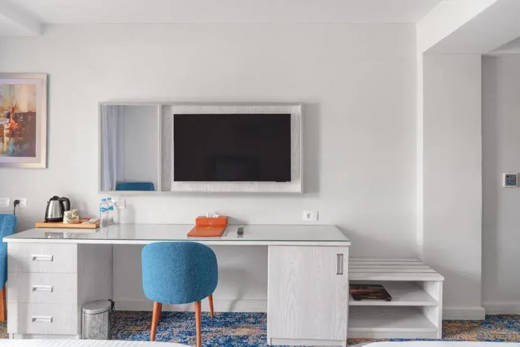 Twin Room with Extra Bed in Helnan Hotel - Port Fouad Twin Room with Extra Bed in Helnan Hotel - Port Fouad