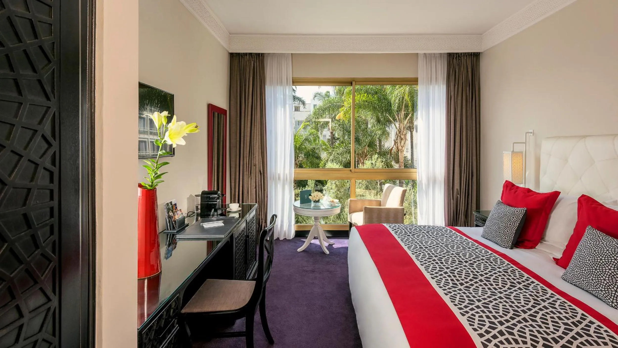 Bed in La Tour Hassan Palace