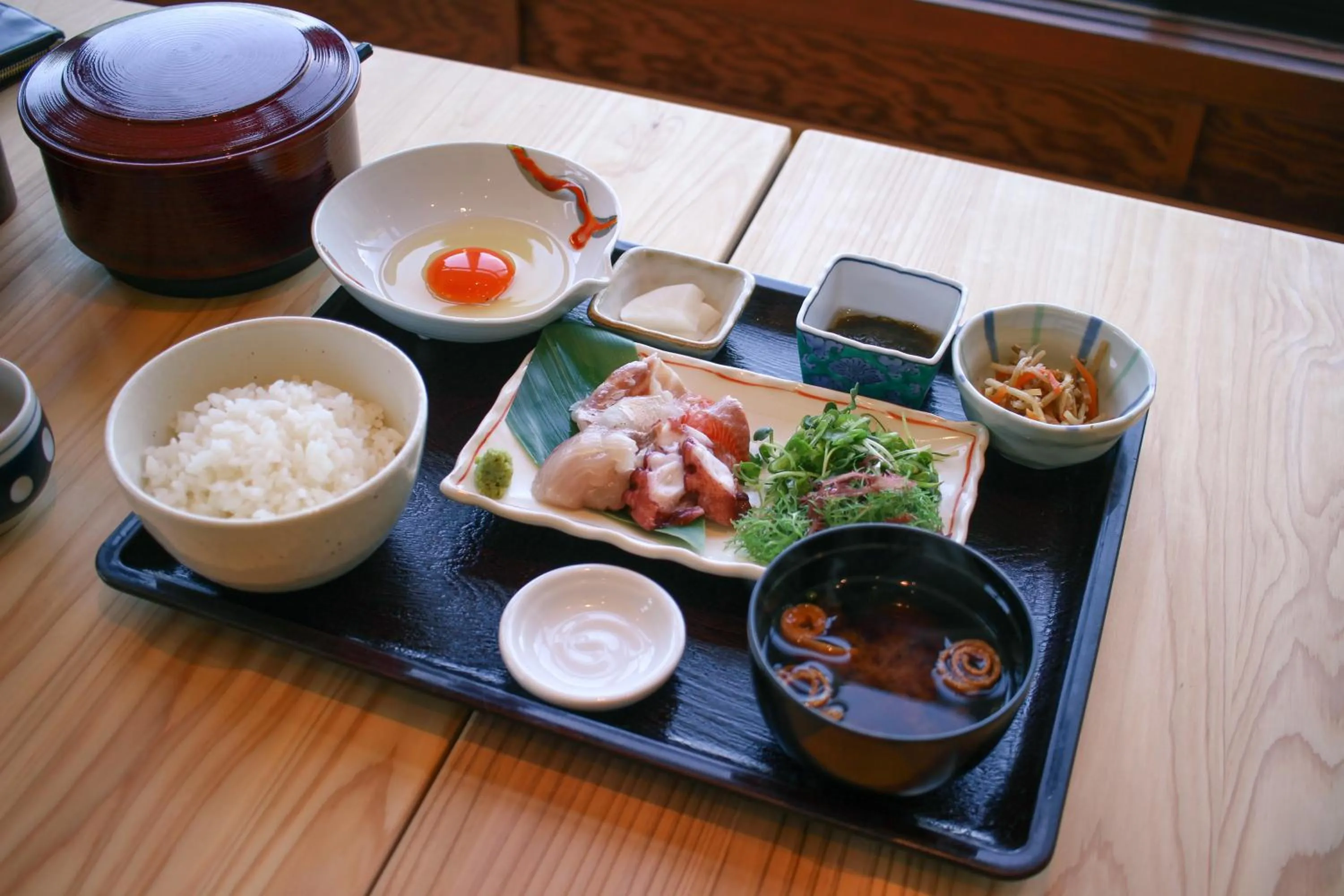 Restaurant/places to eat in kazeto