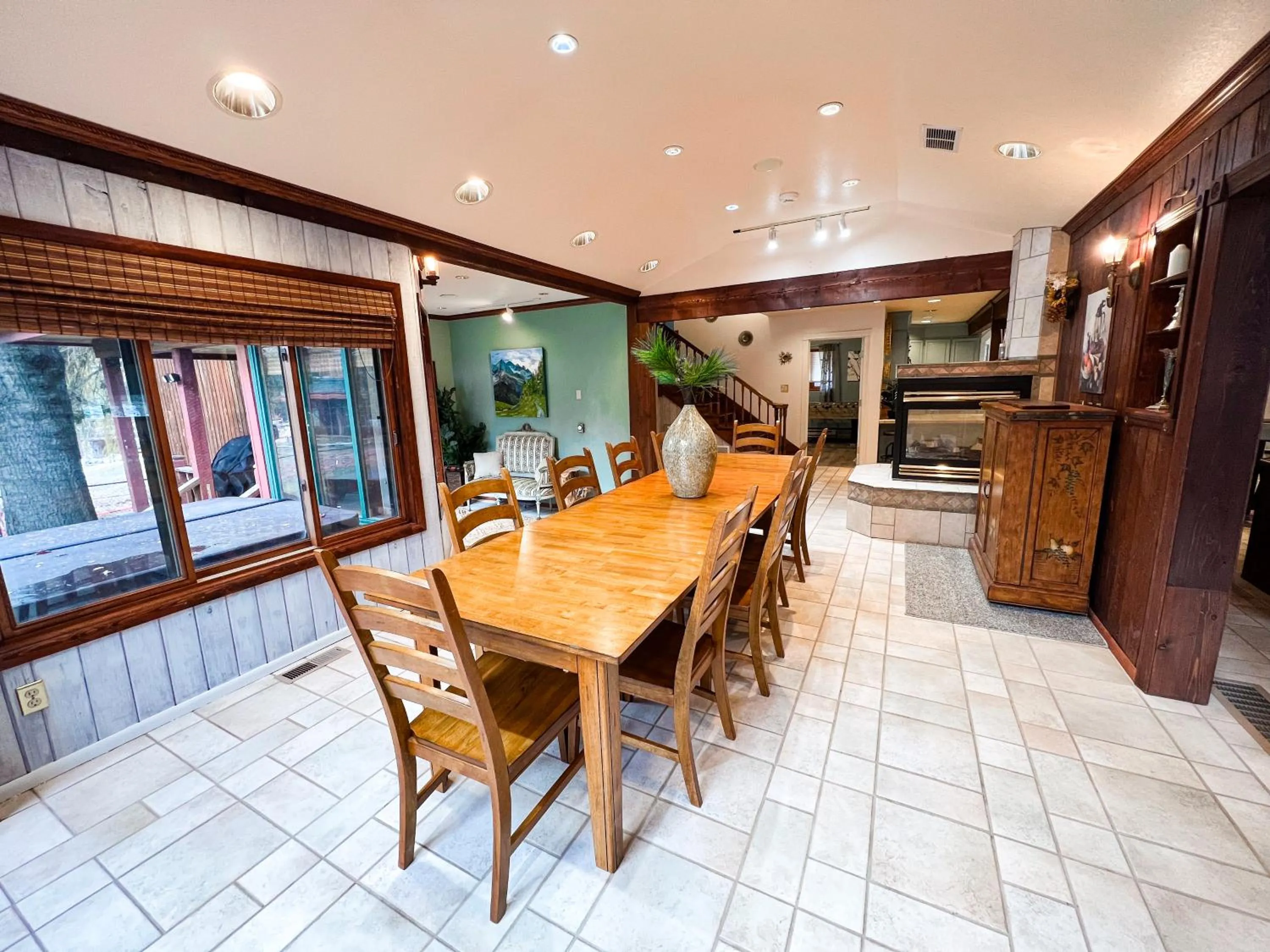 Cityside Big Mountain Lodge