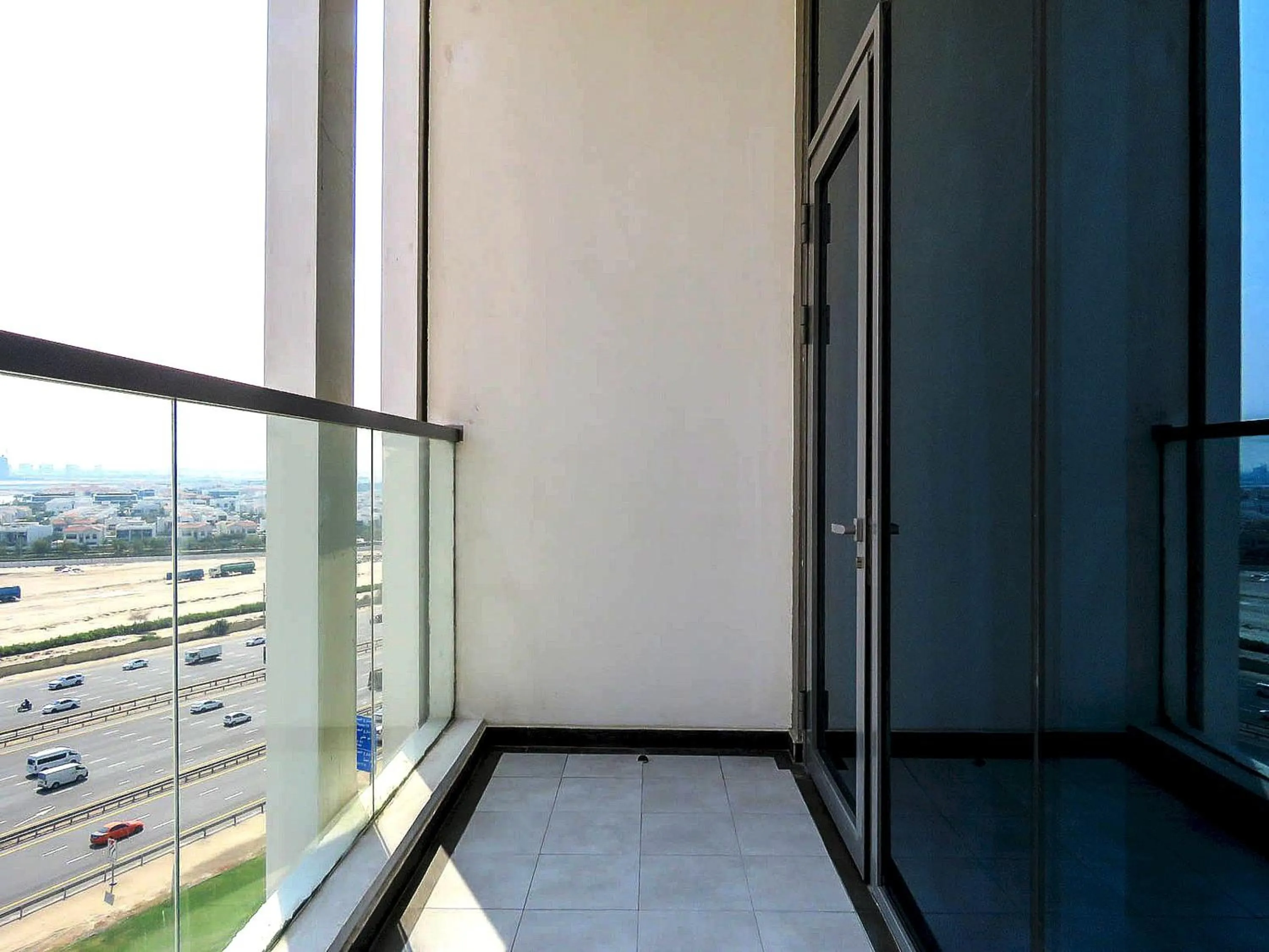 Balcony/Terrace in OYO 943 Home Bayz Danube studio