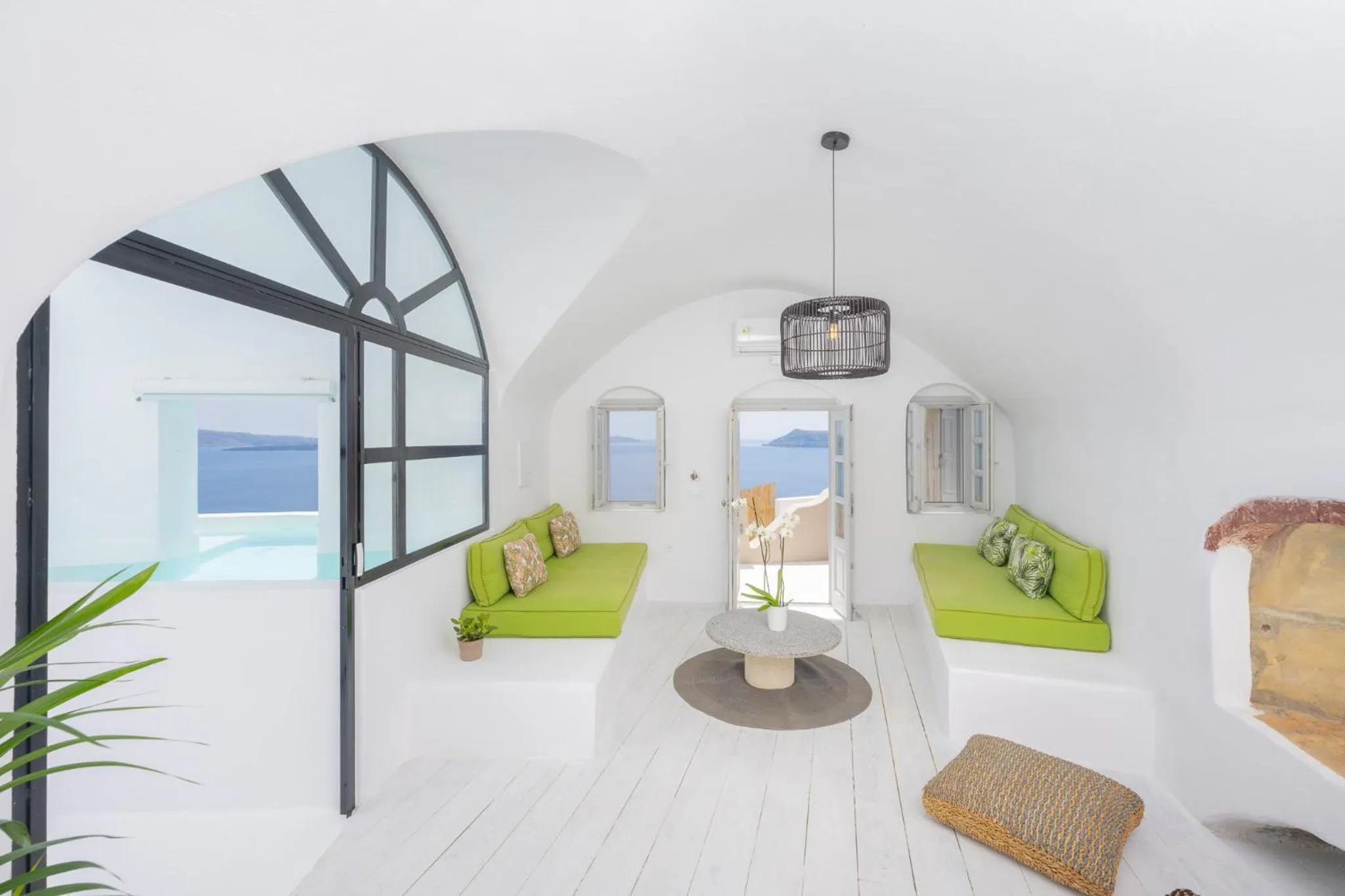 Living room in Nano Oia Canaves