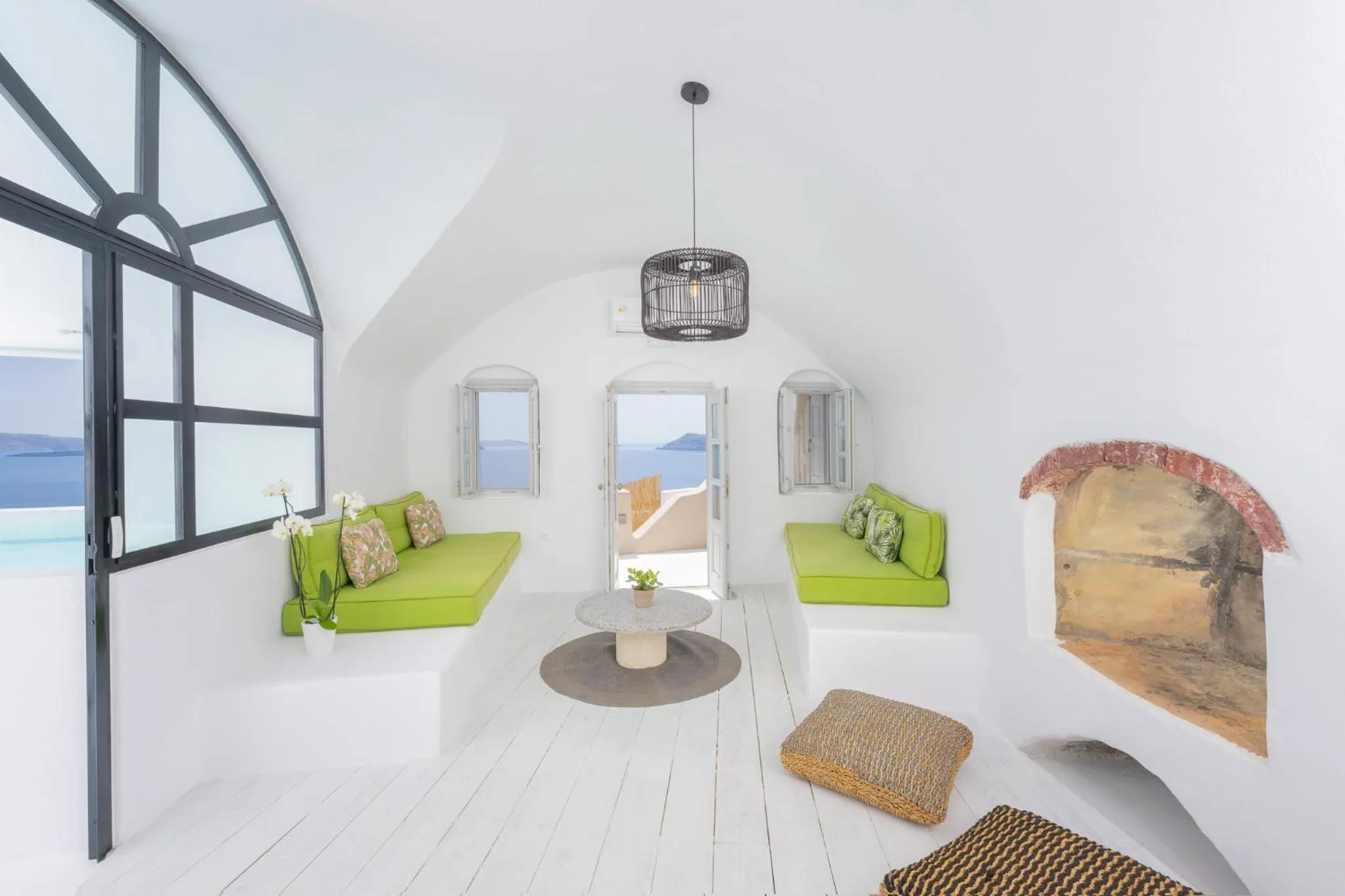 Living room in Nano Oia Canaves