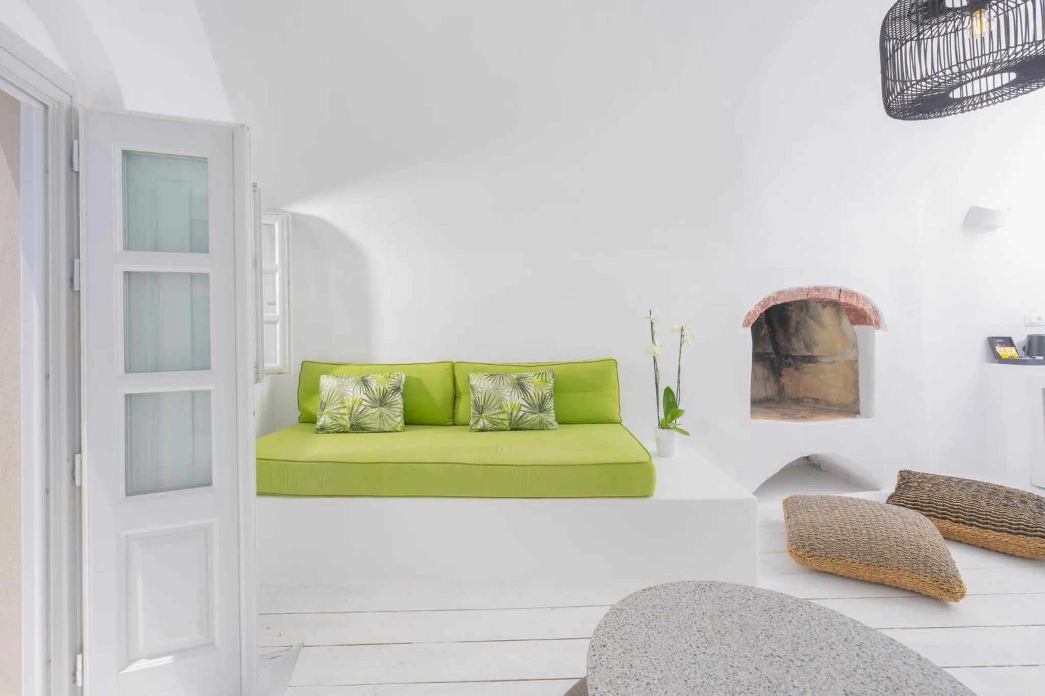 Living room in Nano Oia Canaves