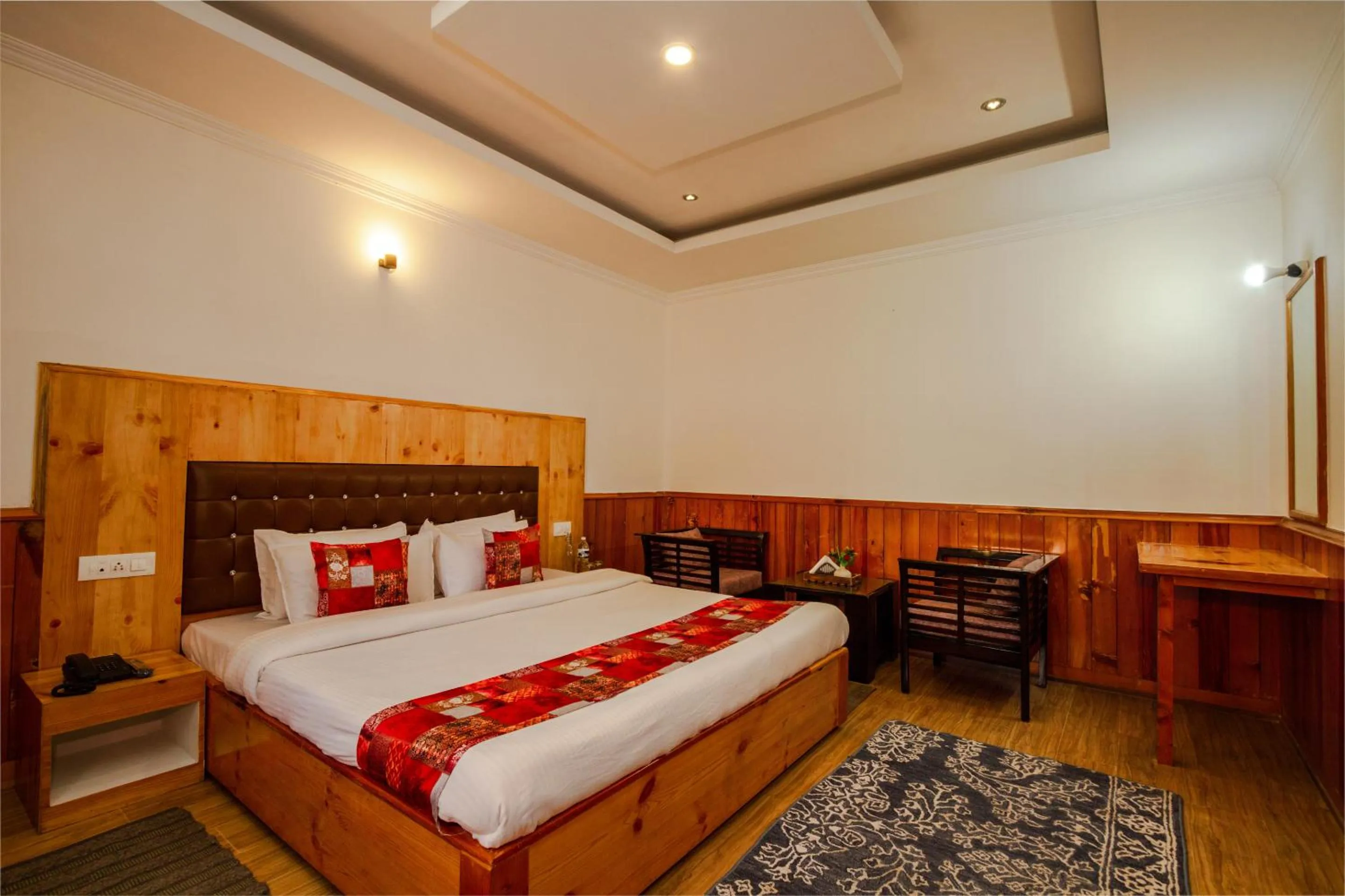 Bedroom, Bed in Tripli Hotels Conifer Wood Cottage