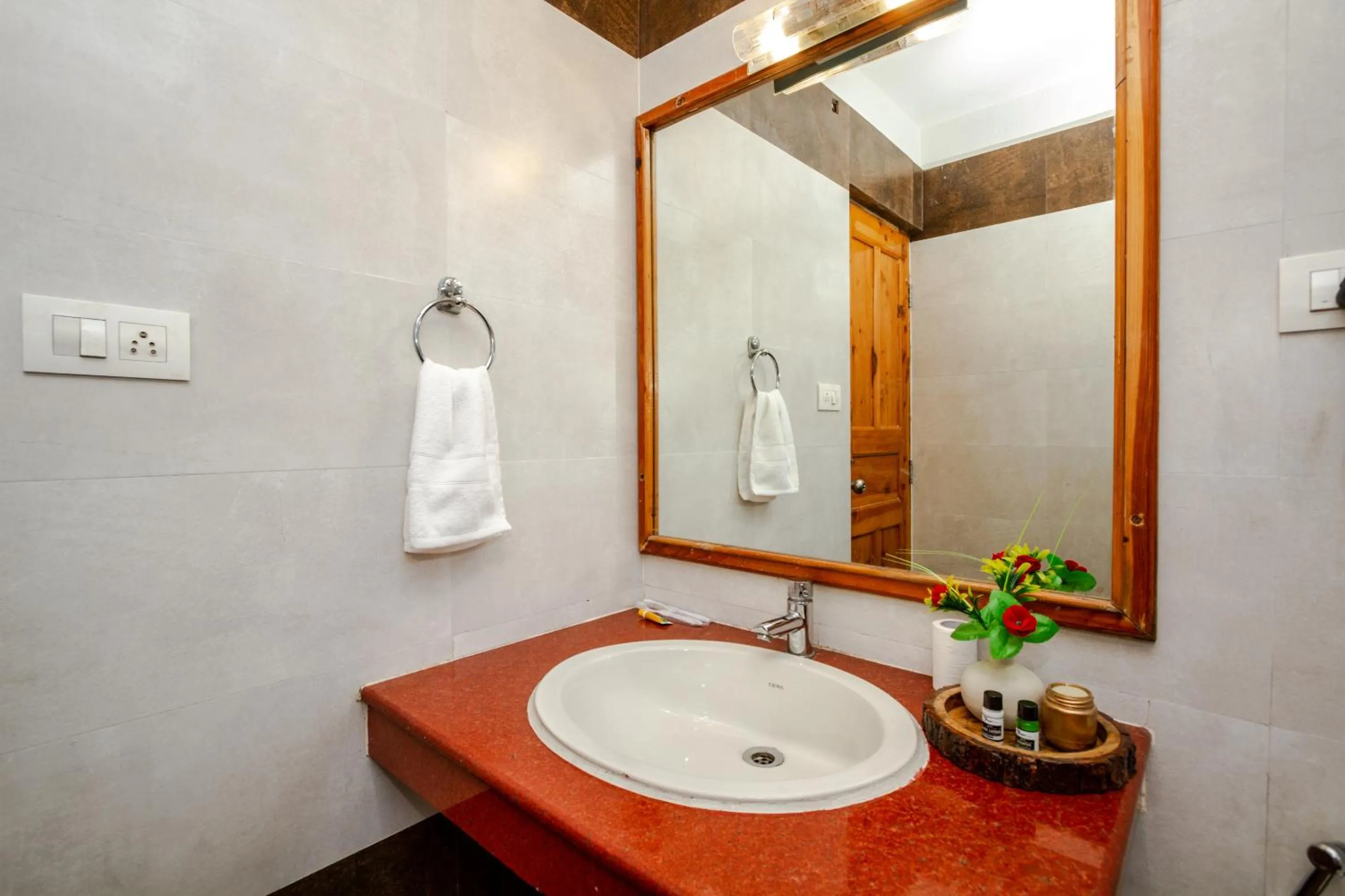 Bathroom in Tripli Hotels Conifer Wood Cottage