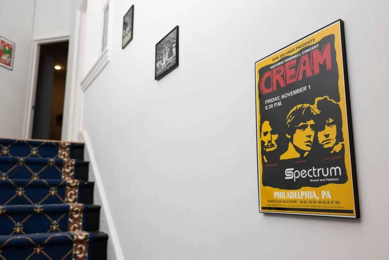 Logo/Certificate/Sign in Thena Hotel - Spacious 1 Bedroom