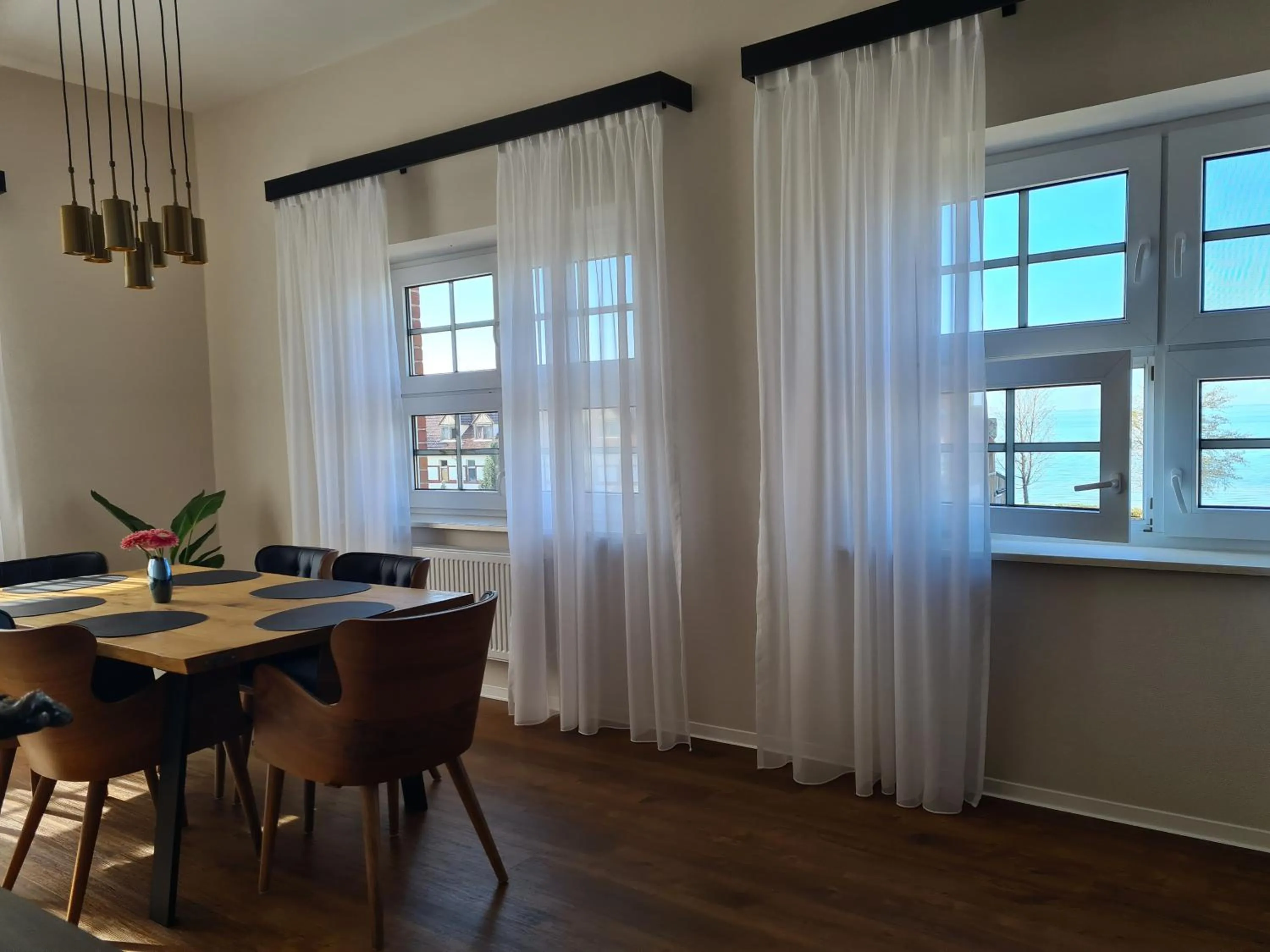 Food in Residence Black Eagle Lubmin Strand