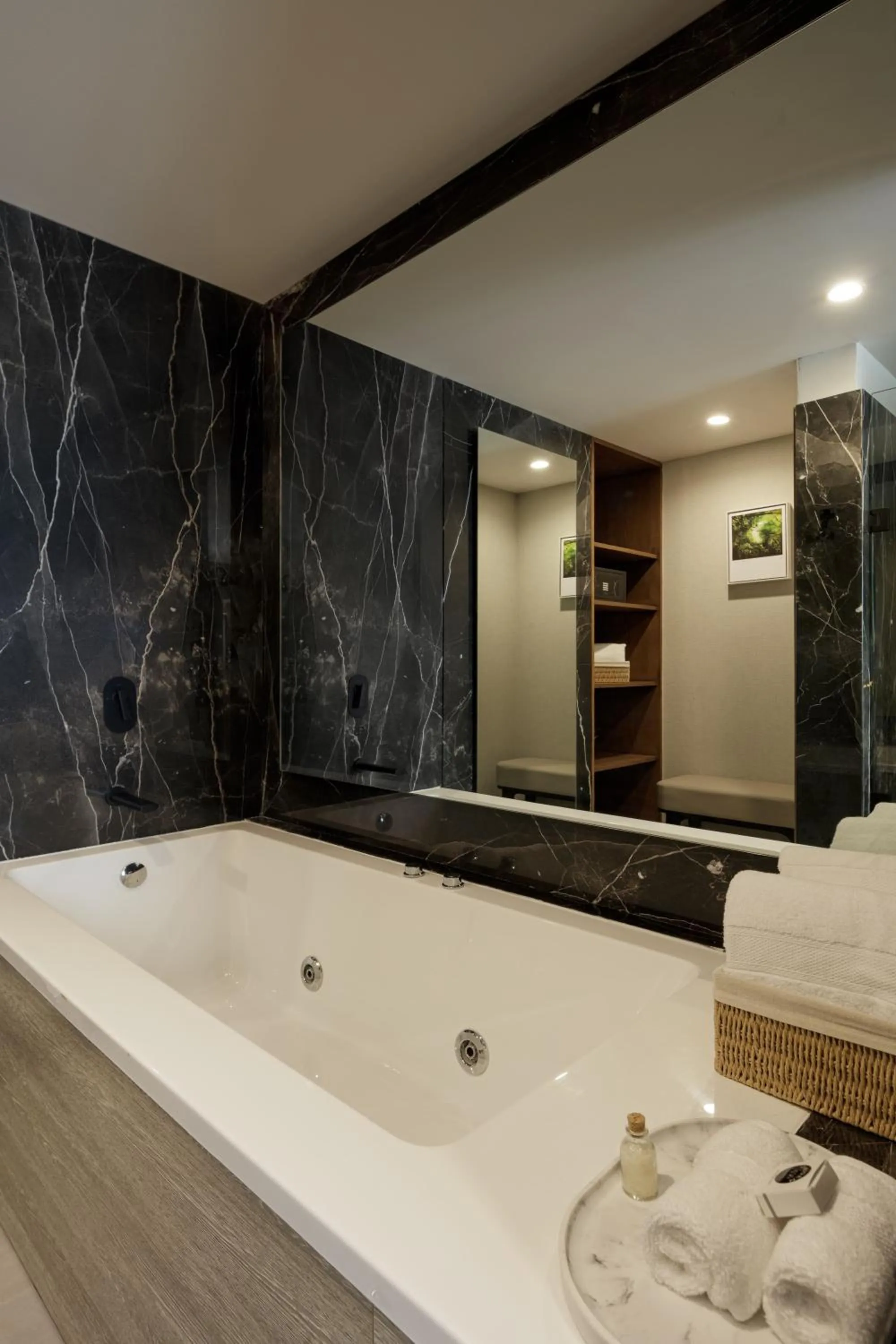 Origen 438 Luxury Boutique Hotel